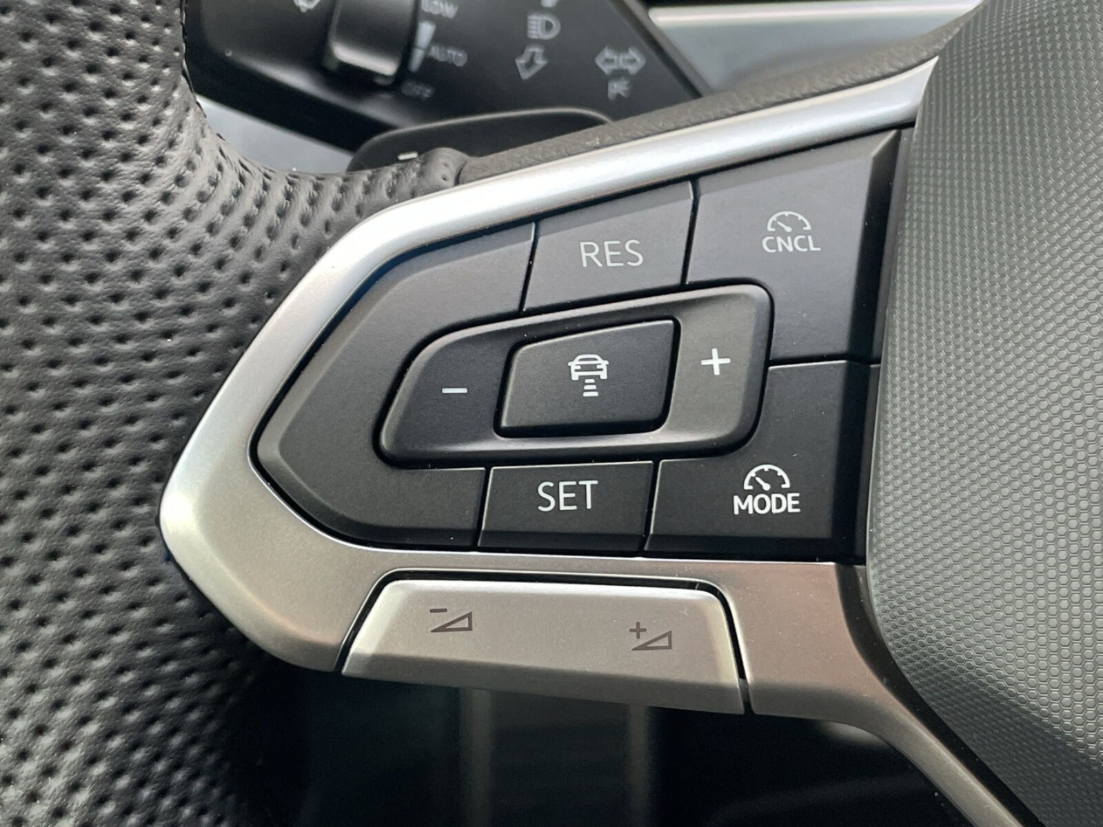 Volkswagen Passat – Bild 14
