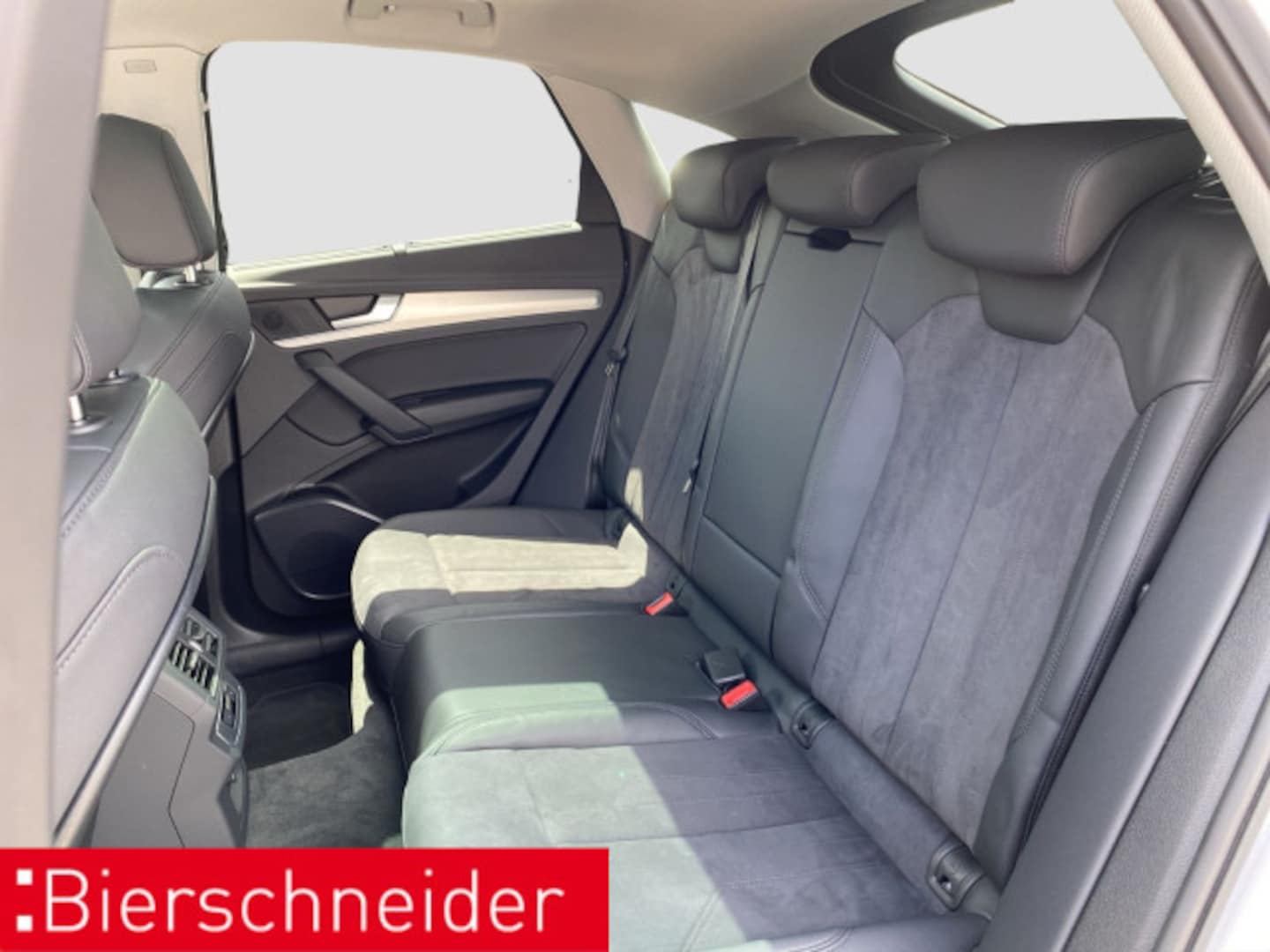 Bild über Audi Q5 Sportback 40 TDI quattro S tronic - für weitere Informationen kontaktieren Sie den Audi Partner