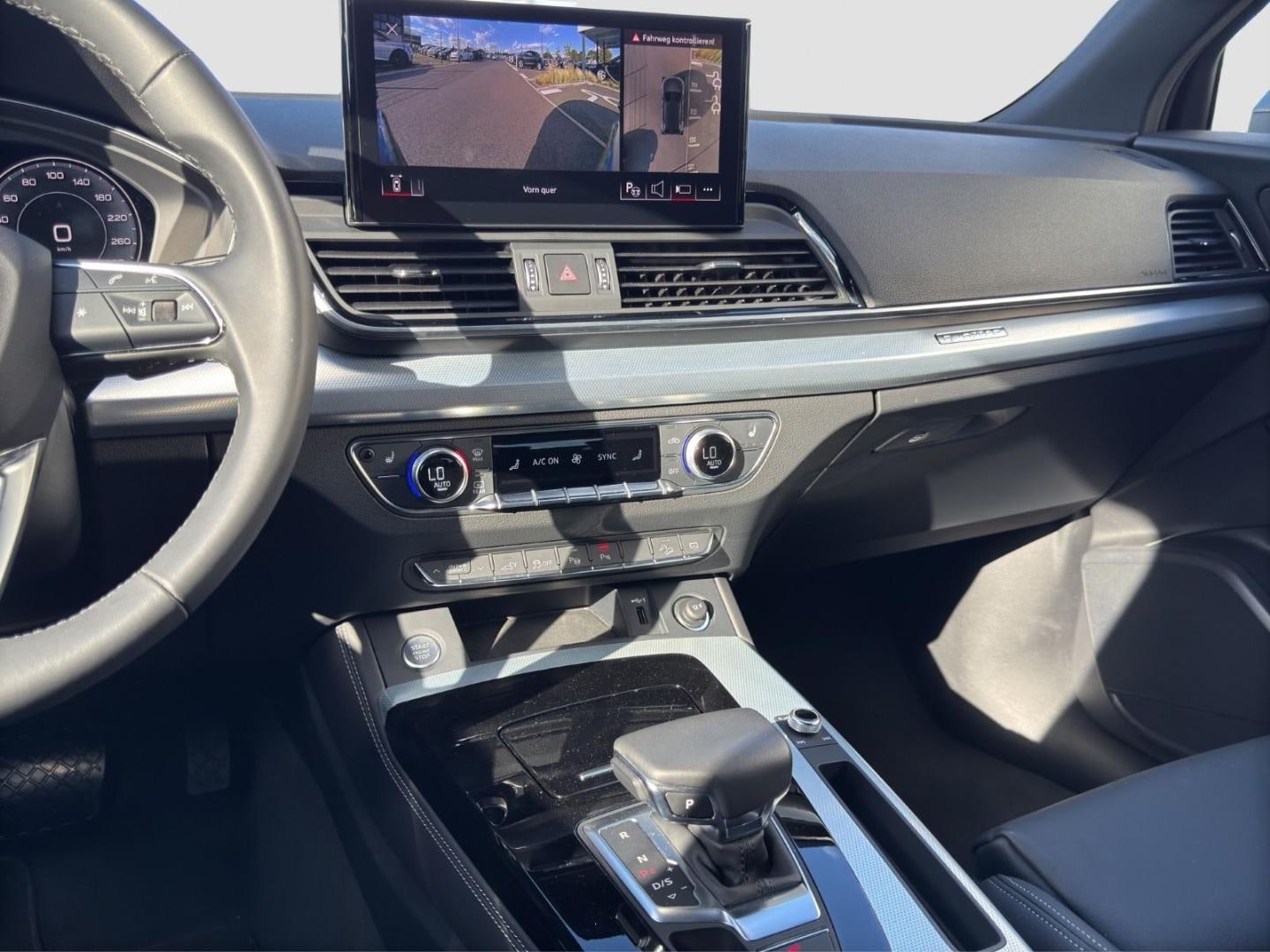 Bild über Audi Q5 TFSI e S line business 55 TFSI e quattro S tronic - für weitere Informationen kontaktieren Sie den Audi Partner