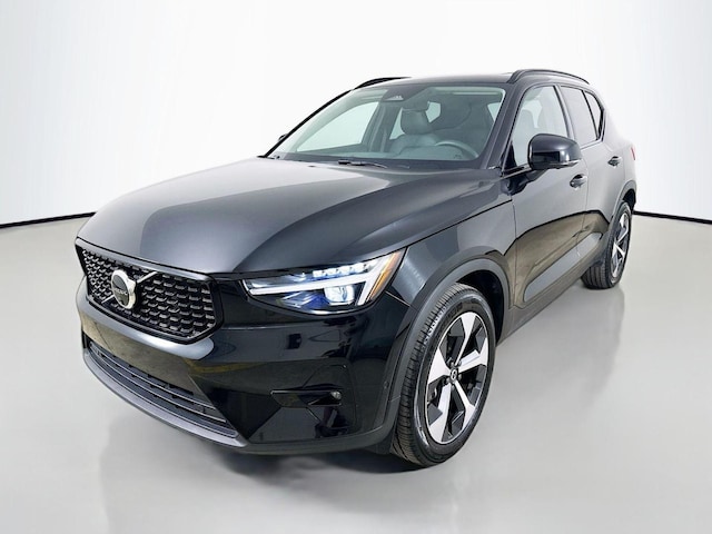 2026 Volvo XC40