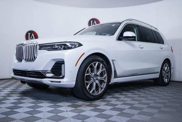 2022 BMW X7