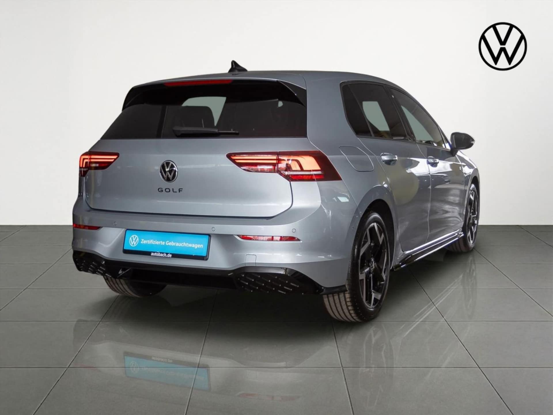Volkswagen Golf R-Line