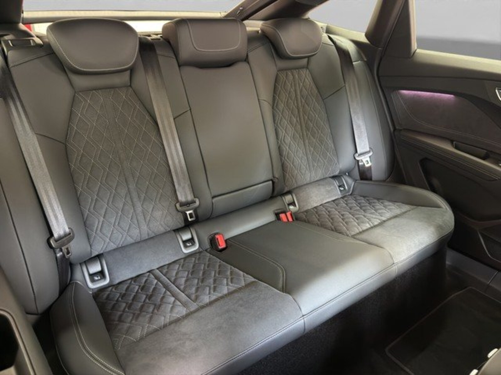 Audi Q4 Sportback e-tron – Bild 8