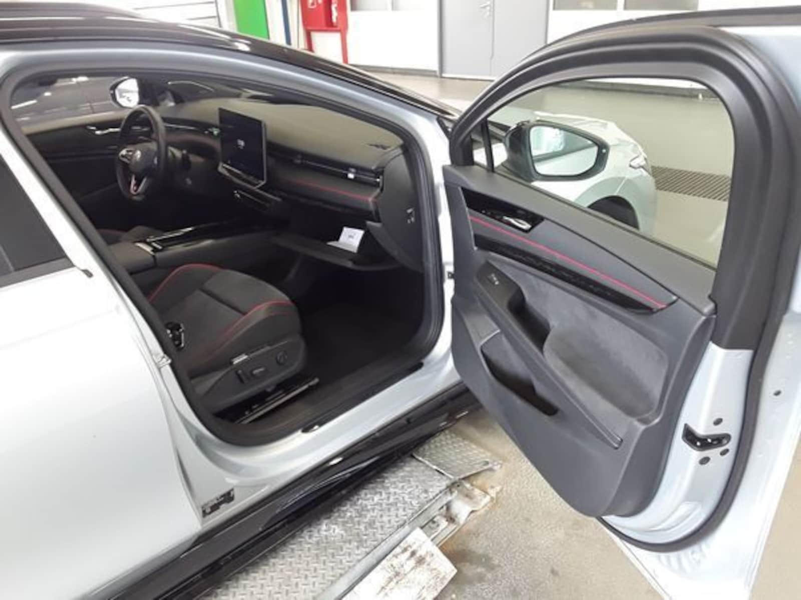 Volkswagen ID.7 Tourer – Bild 8