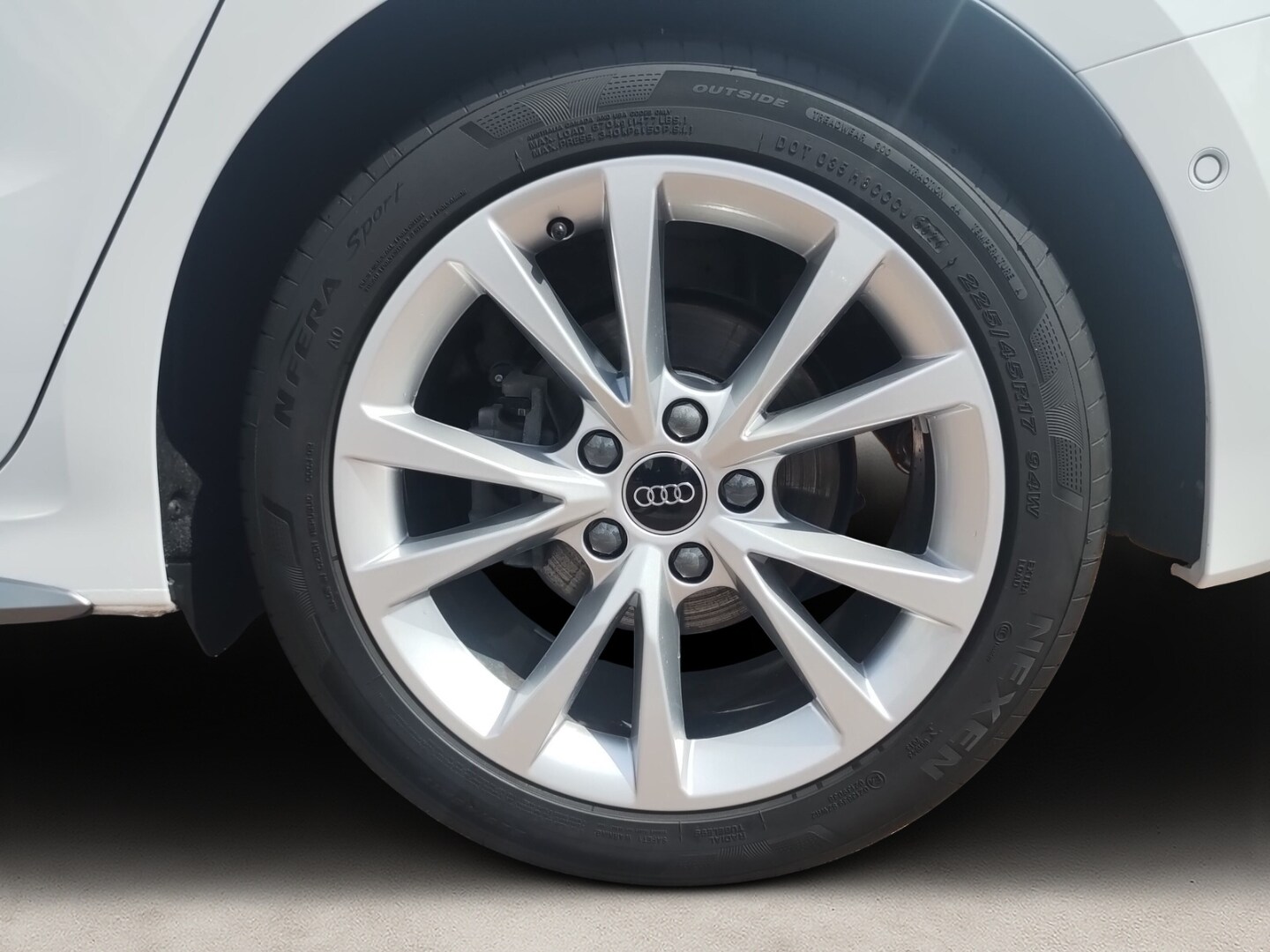 Bild über Audi A3 Sportback S line 35 TDI S tronic - für weitere Informationen kontaktieren Sie den Audi Partner
