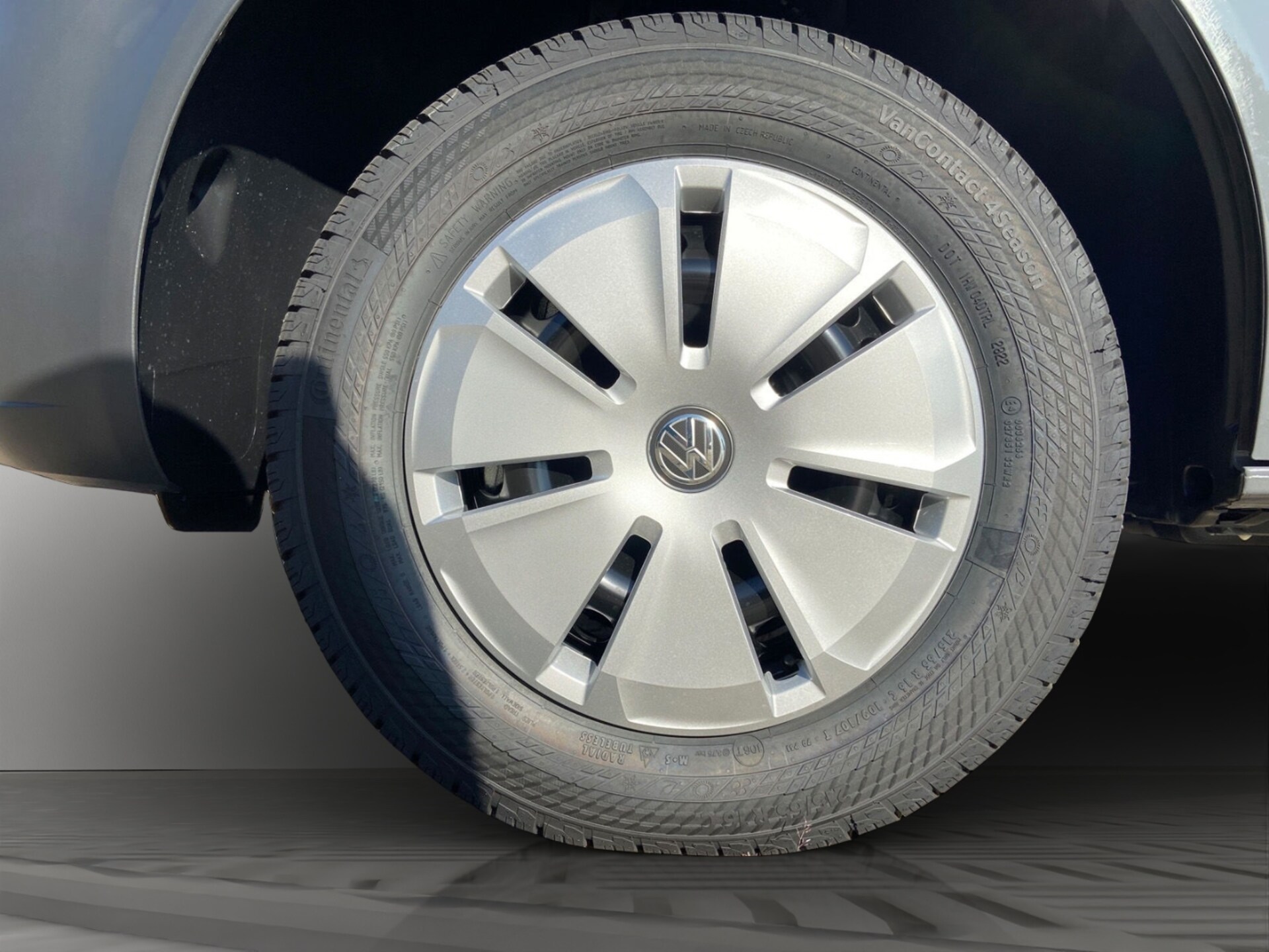 Volkswagen T6.1 Transporter Kombi kurzer Radstand