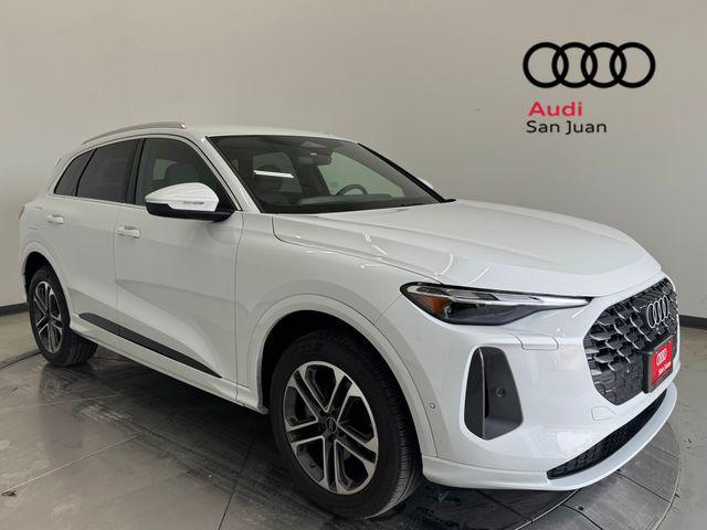 2025 Audi Q5 40 Premium's photo