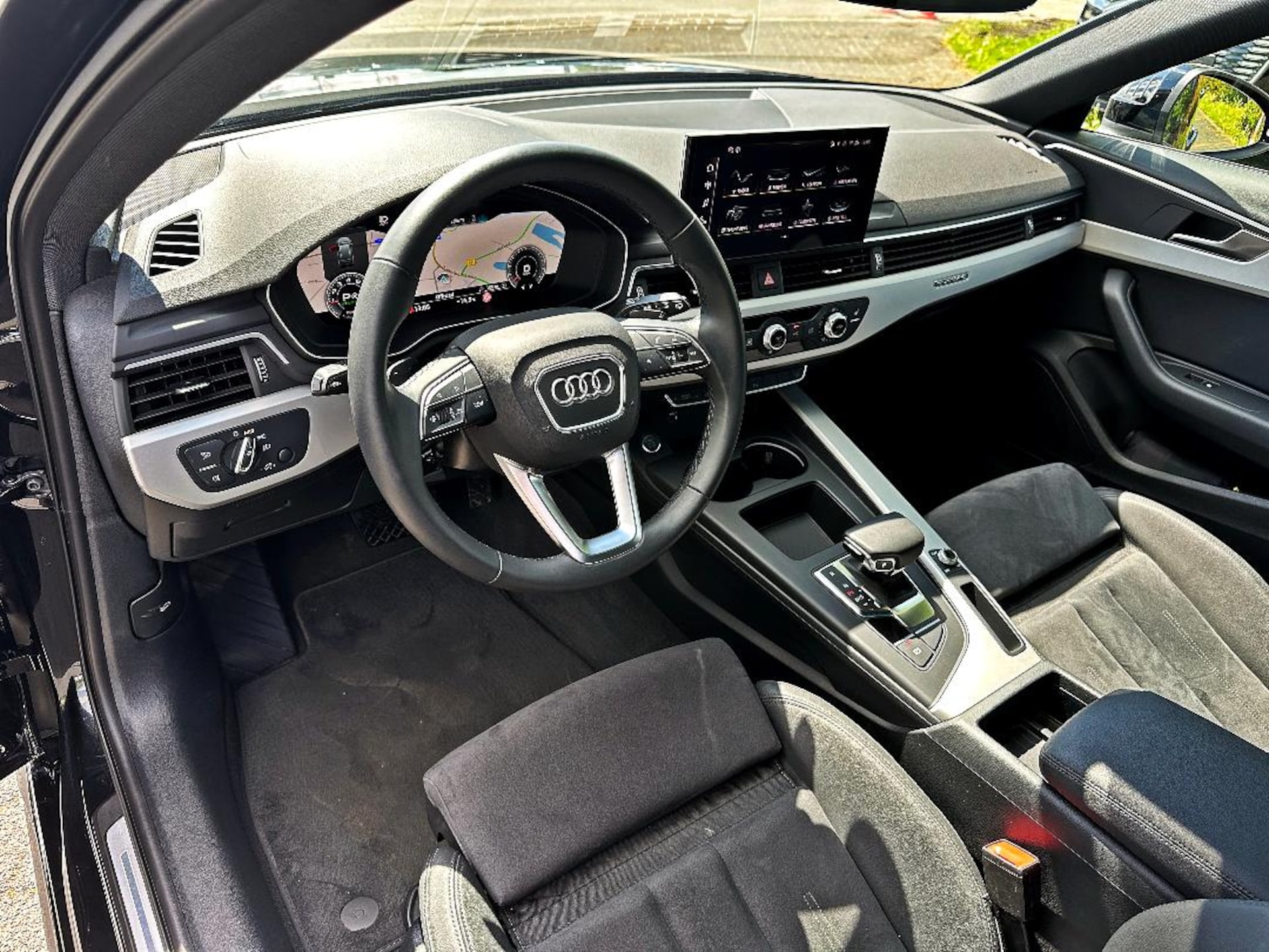 Audi A4 Avant S line