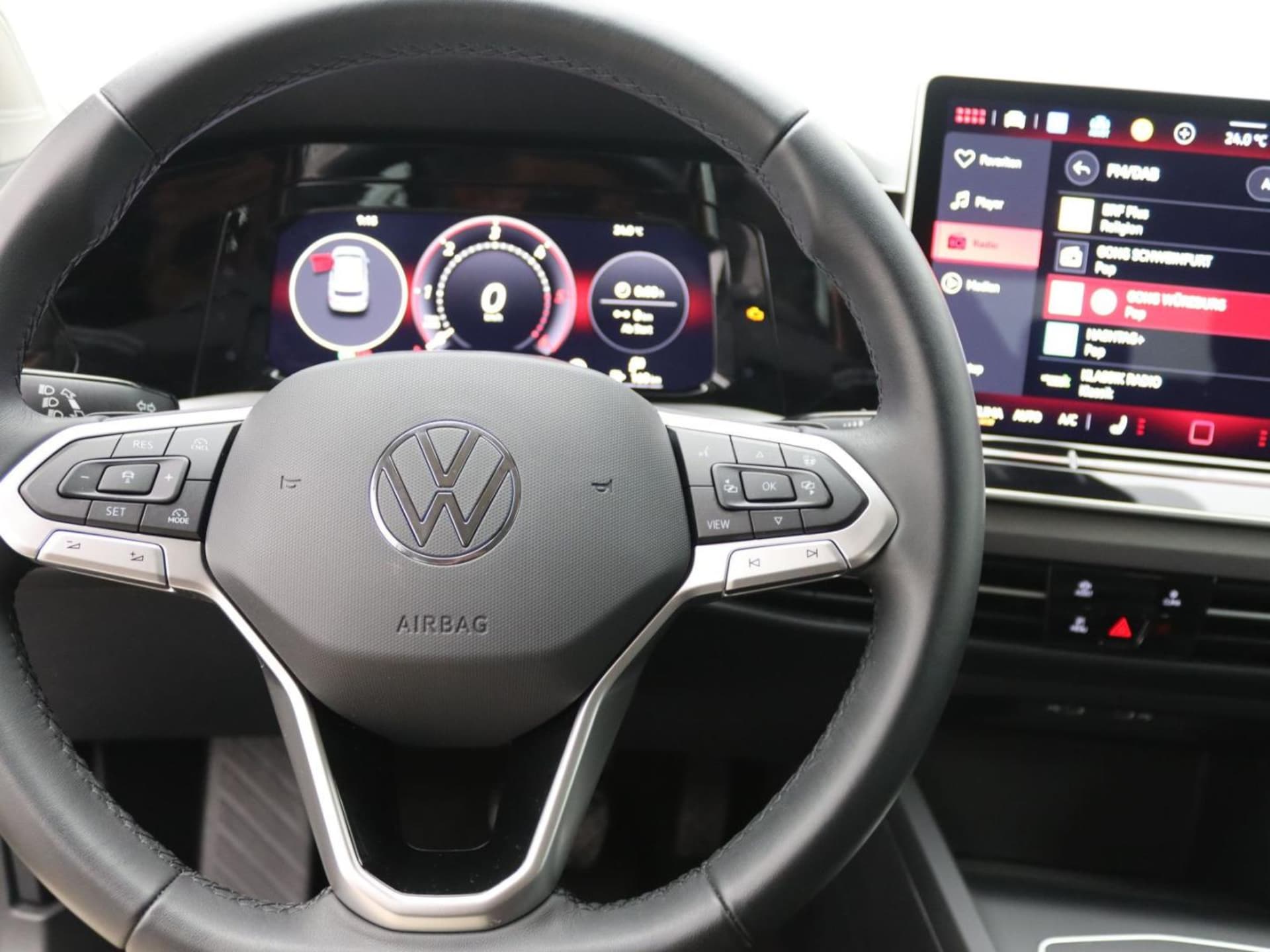 Volkswagen Golf Life