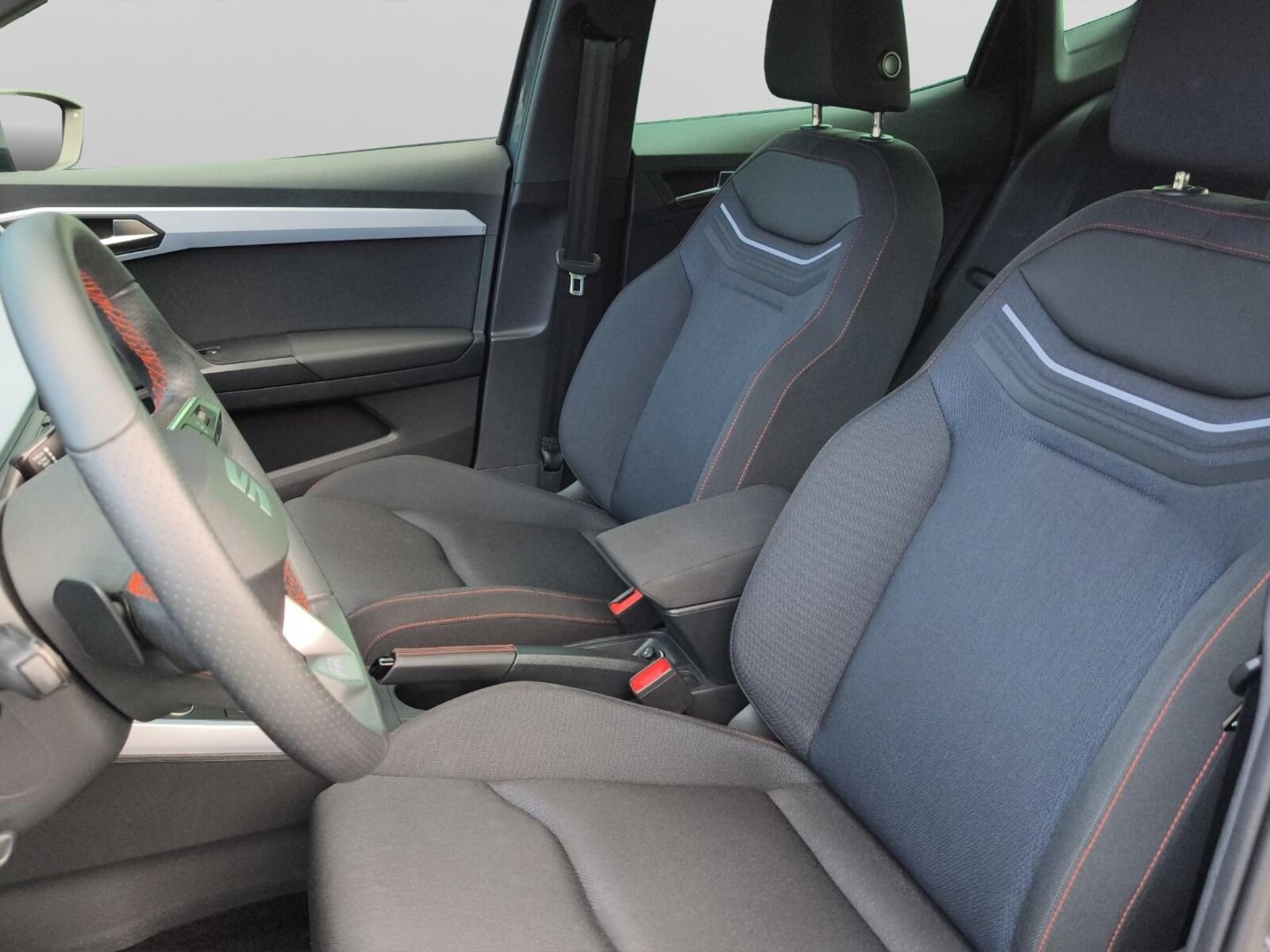 SEAT Arona – Bild 12