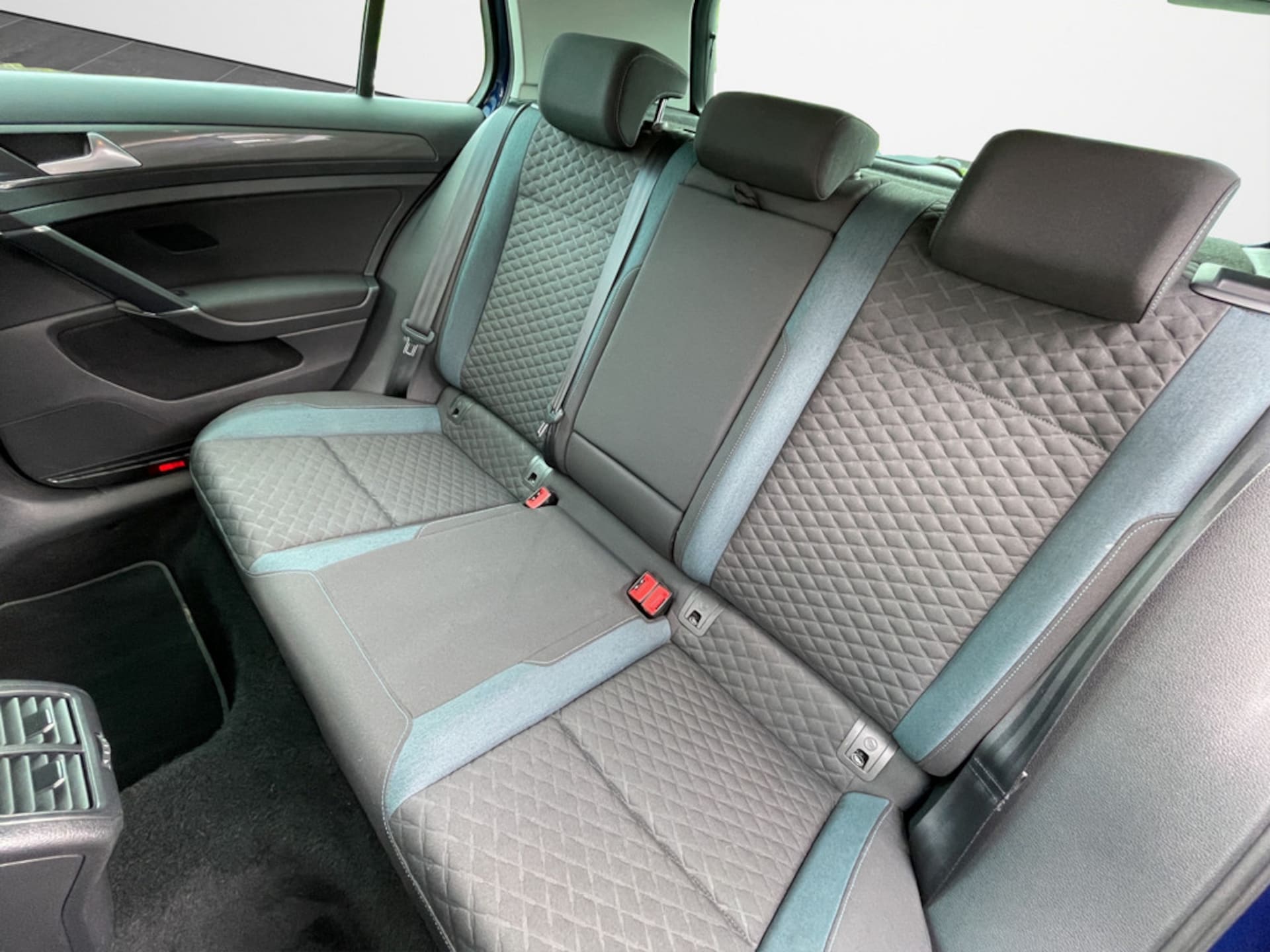 Volkswagen Golf IQ.DRIVE