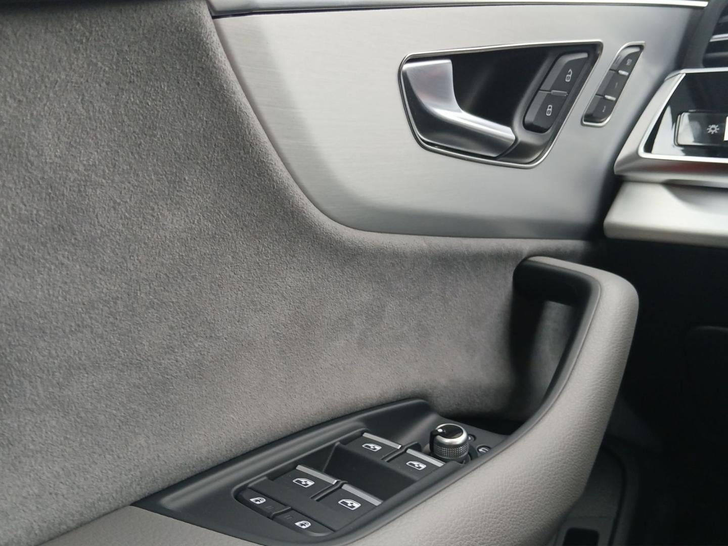 Bild über Audi Q7 SUV 55 TFSI quattro tiptronic - für weitere Informationen kontaktieren Sie den Audi Partner