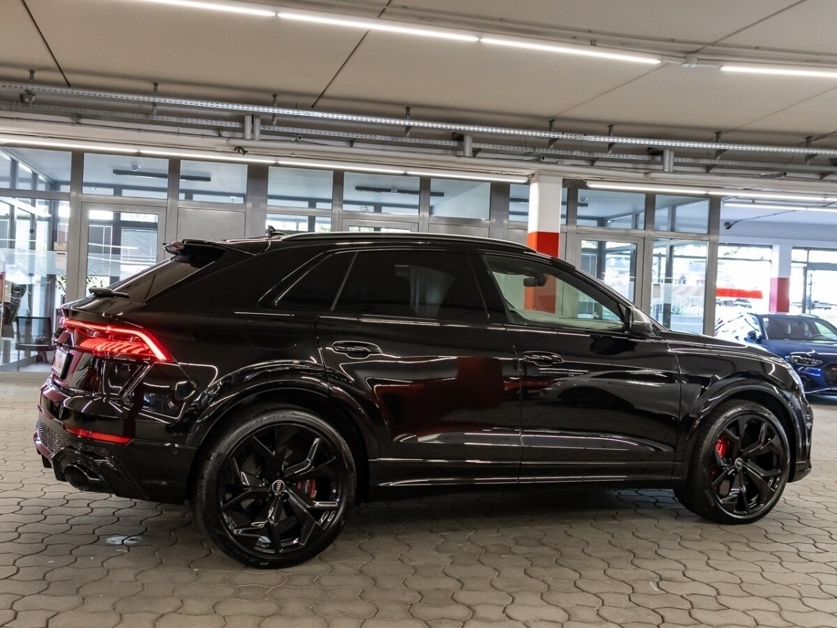 Image about Audi RS Q8 TFSI quattro tiptronic