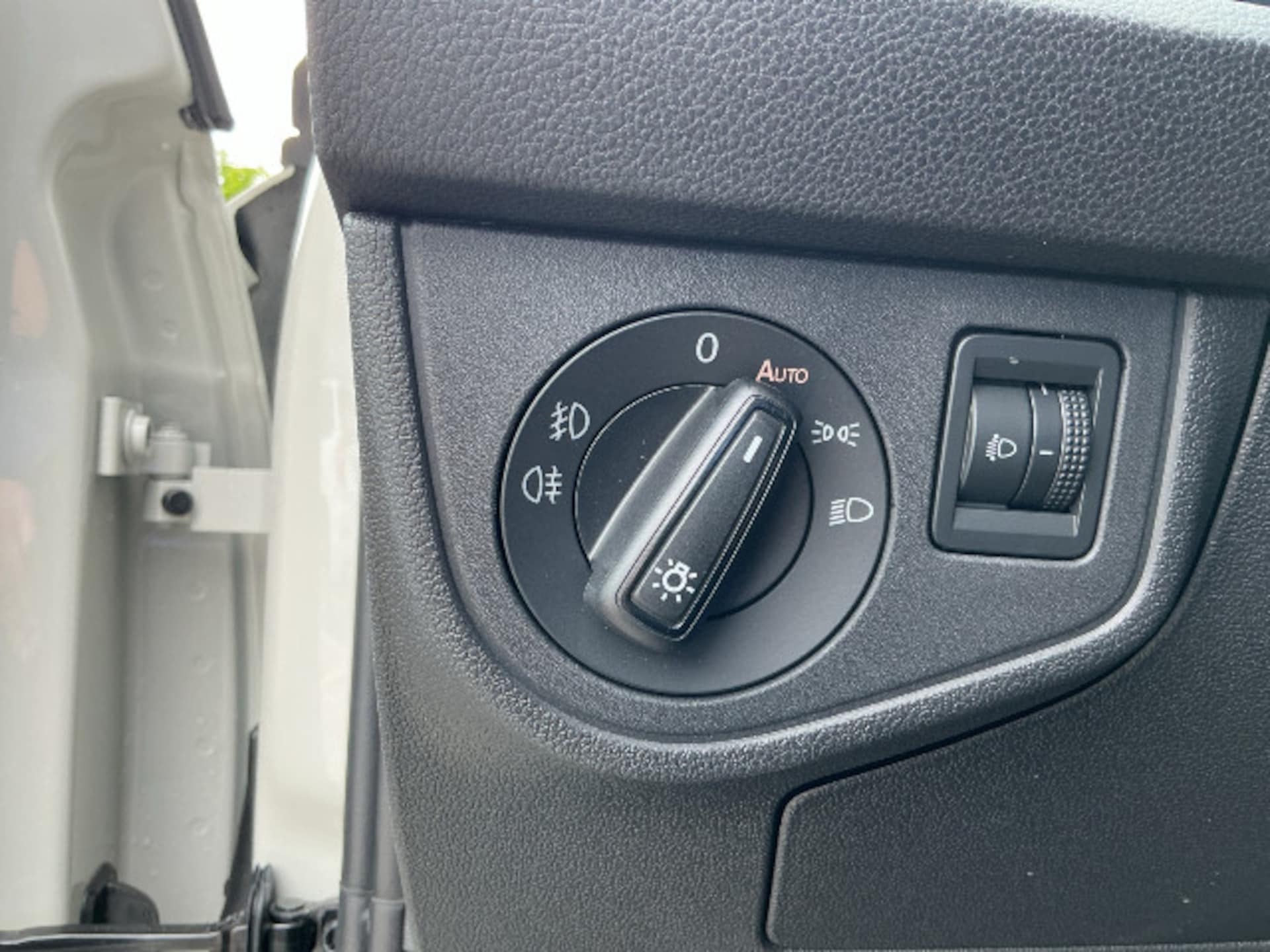 Volkswagen Polo Basis-Modell