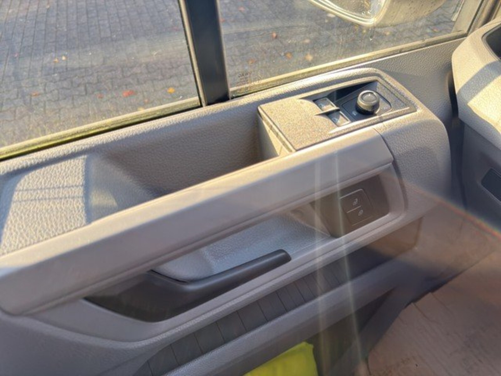 Volkswagen Crafter Kasten mittlerer Radstand – Bild 11