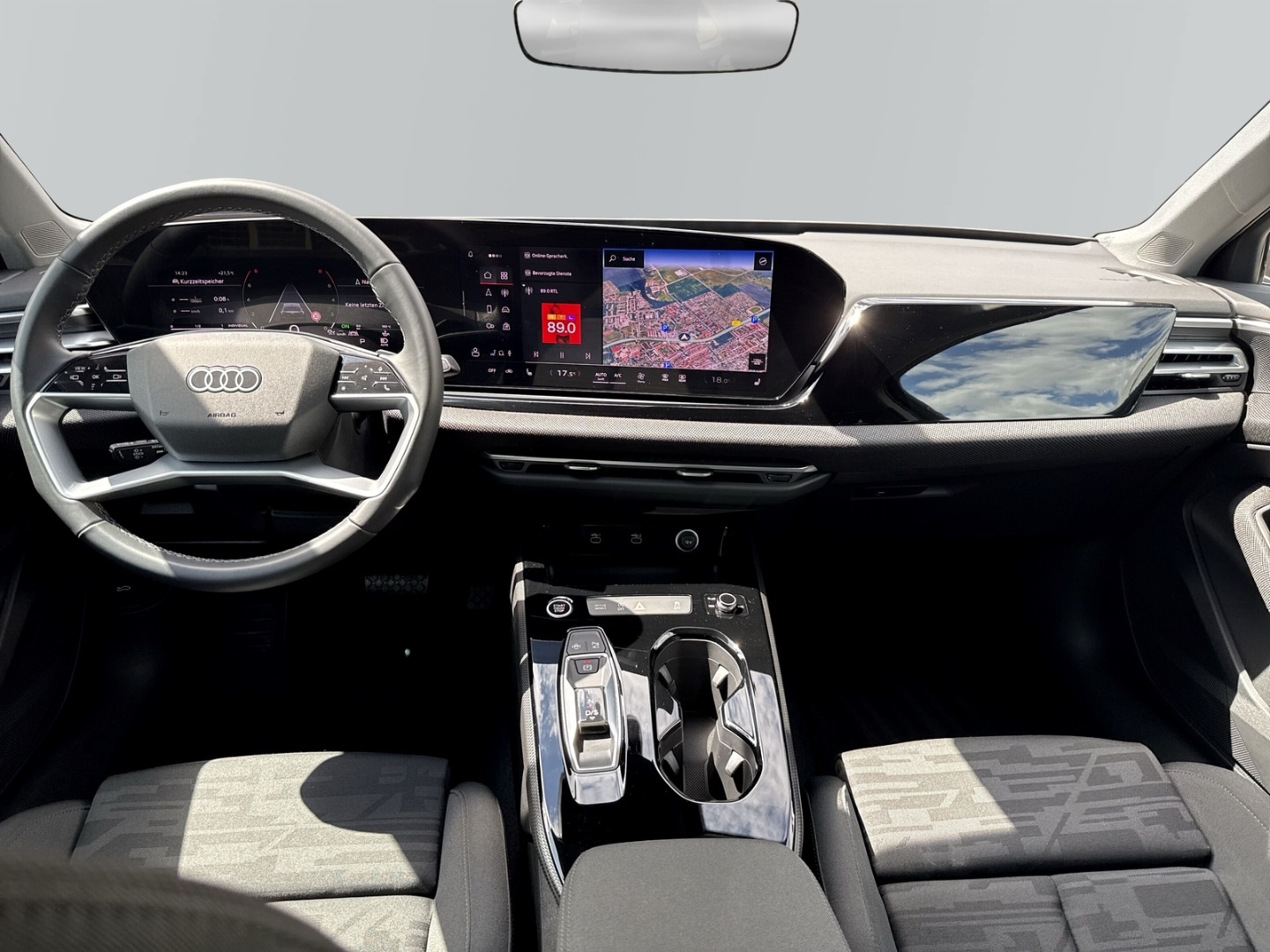 Bild über Audi A5 Limousine TFSI 110 kW S tronic - für weitere Informationen kontaktieren Sie den Audi Partner