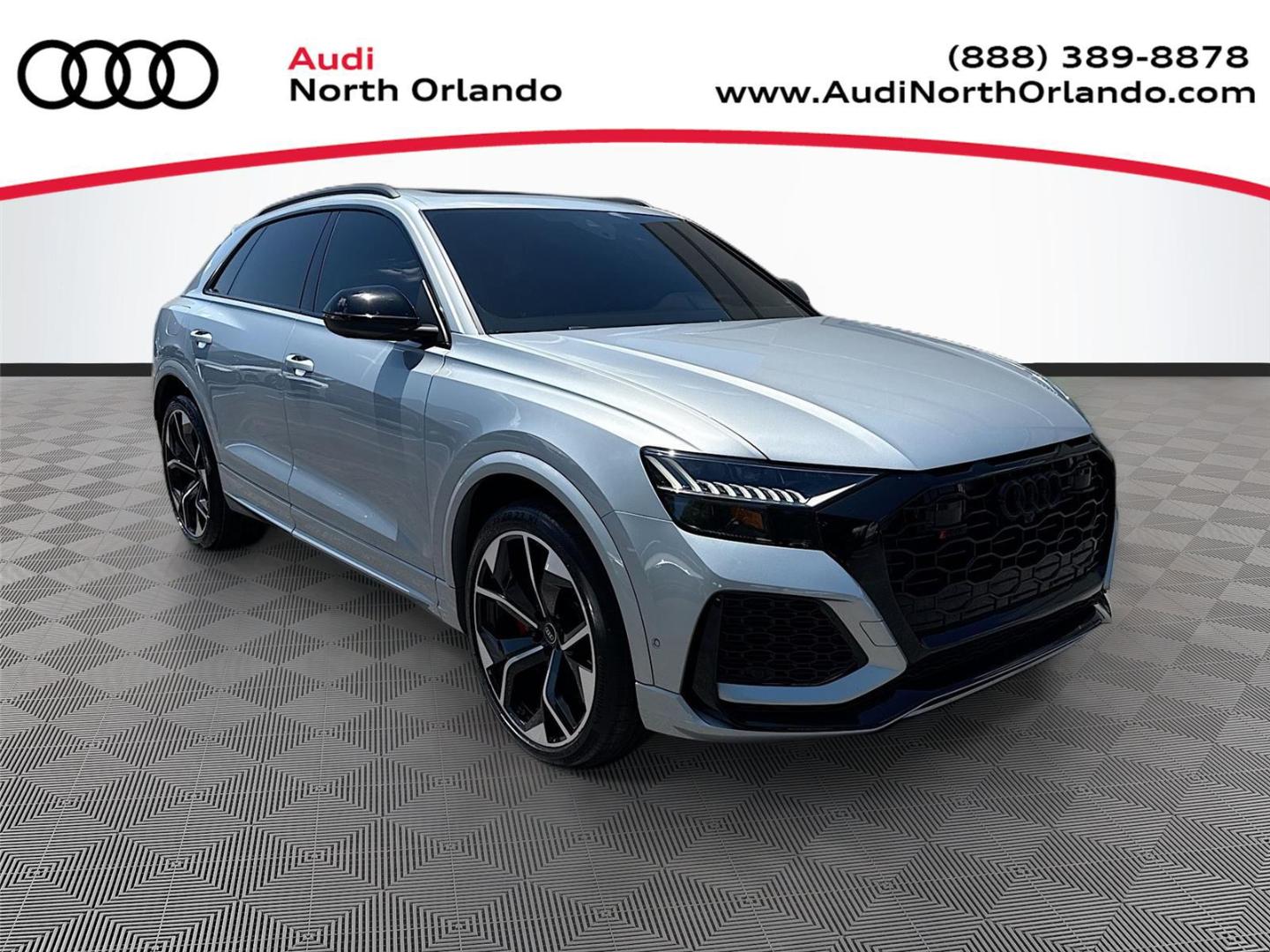 2023 Audi RS Q8 -'s photo