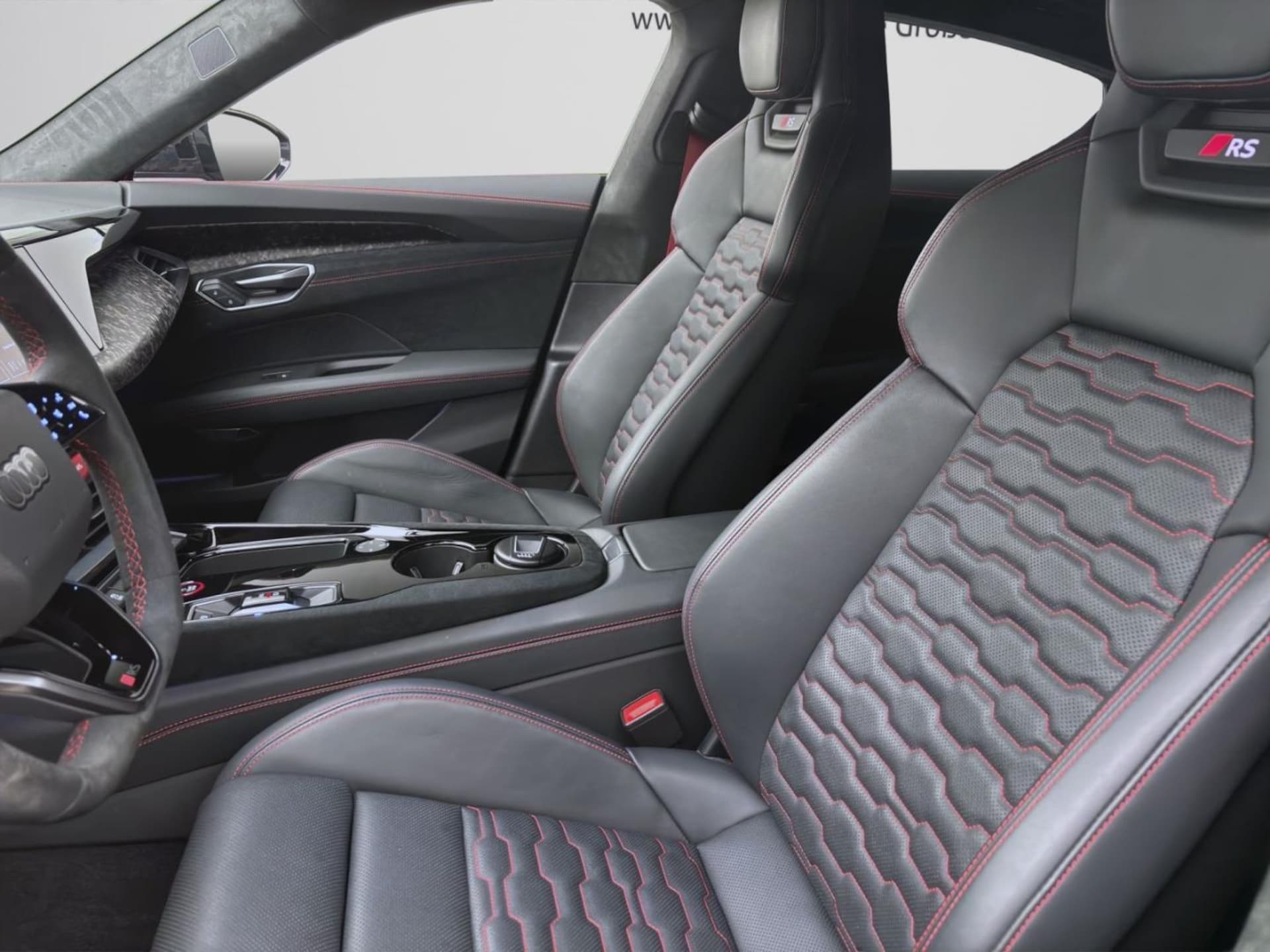 Audi RS e-tron GT performance