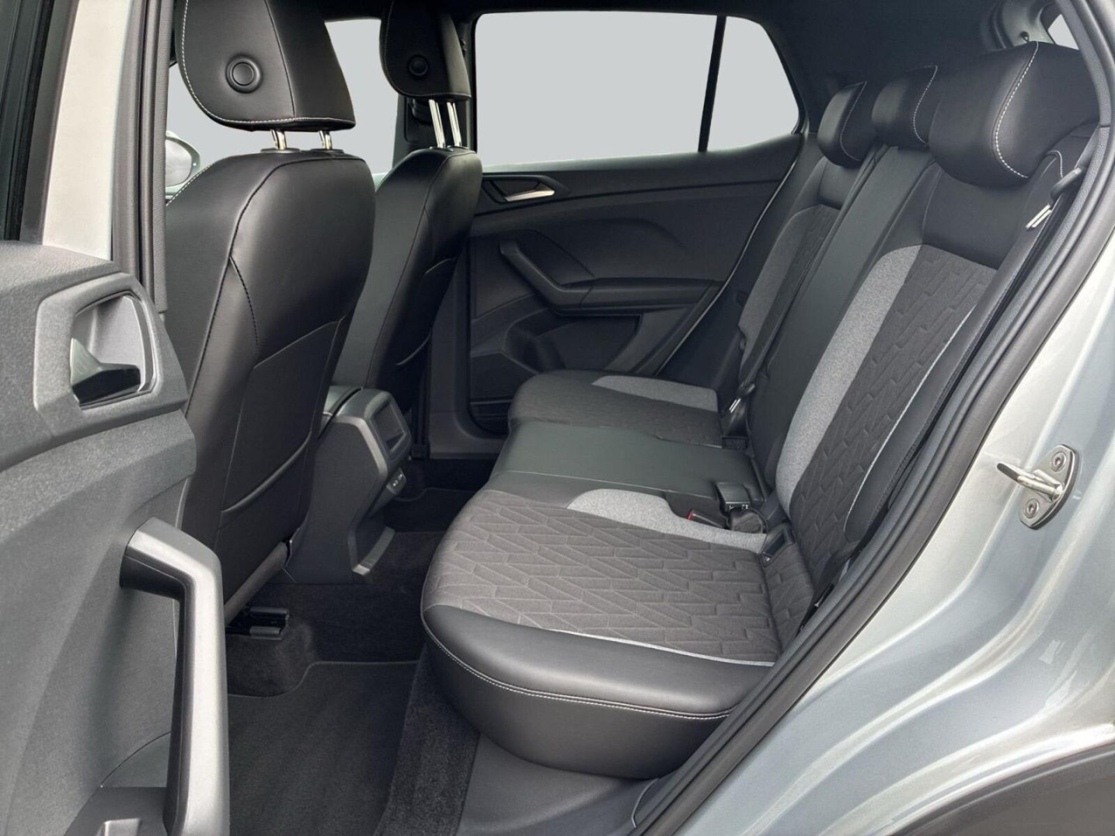 Volkswagen T-Cross – Bild 11