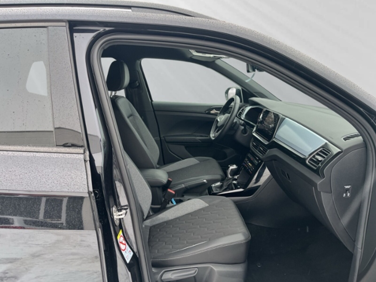Volkswagen T-Cross – Bild 11