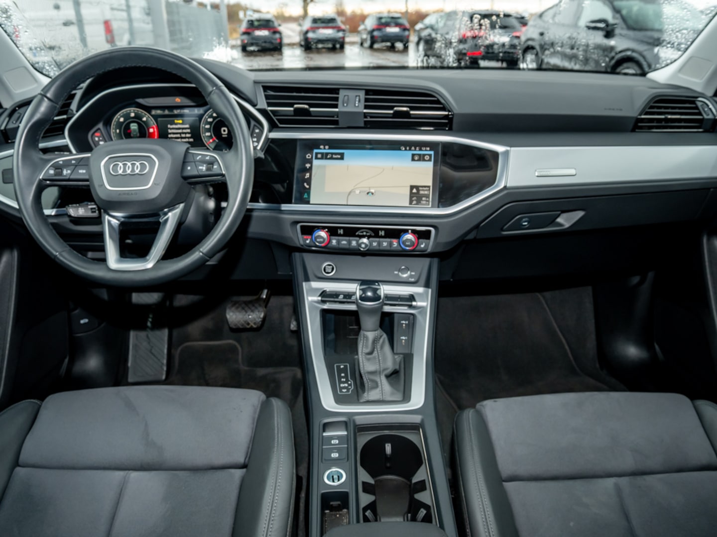 Bild über Audi Q3 35 TDI S tronic - für weitere Informationen kontaktieren Sie den Audi Partner