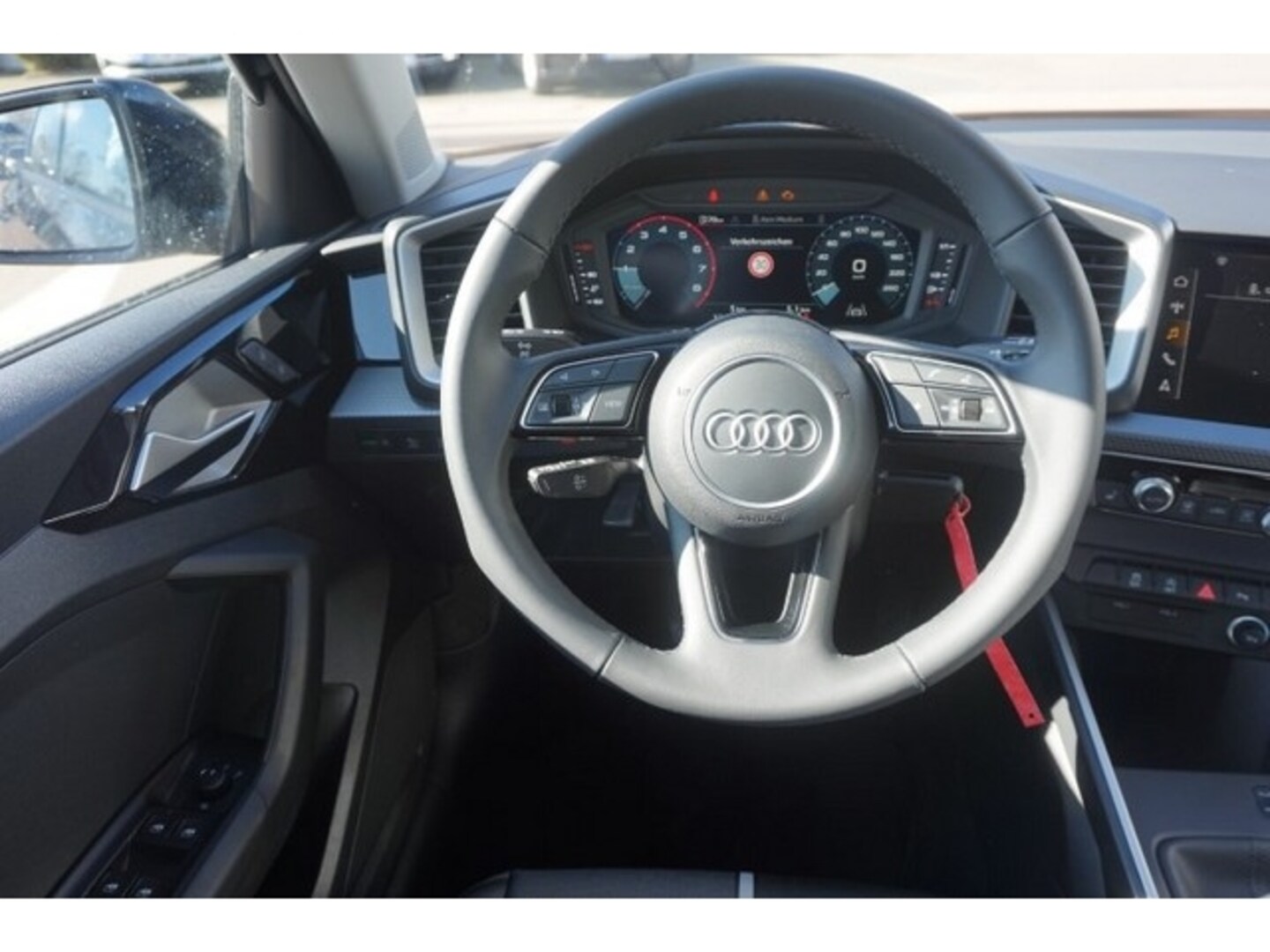 Bild über Audi A1 Sportback advanced 25 TFSI Schaltgetriebe - für weitere Informationen kontaktieren Sie den Audi Partner
