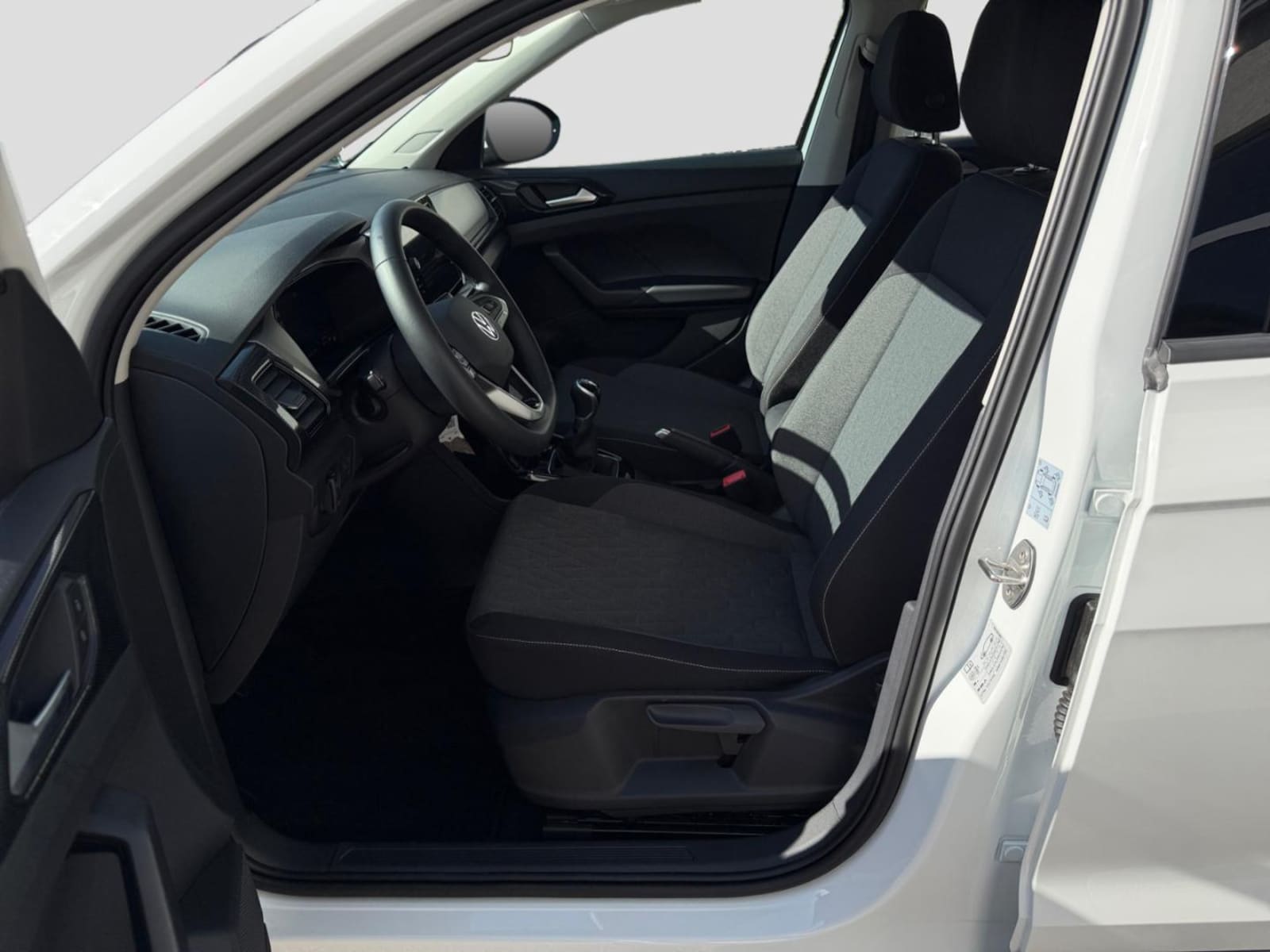 Volkswagen T-Cross – Bild 11
