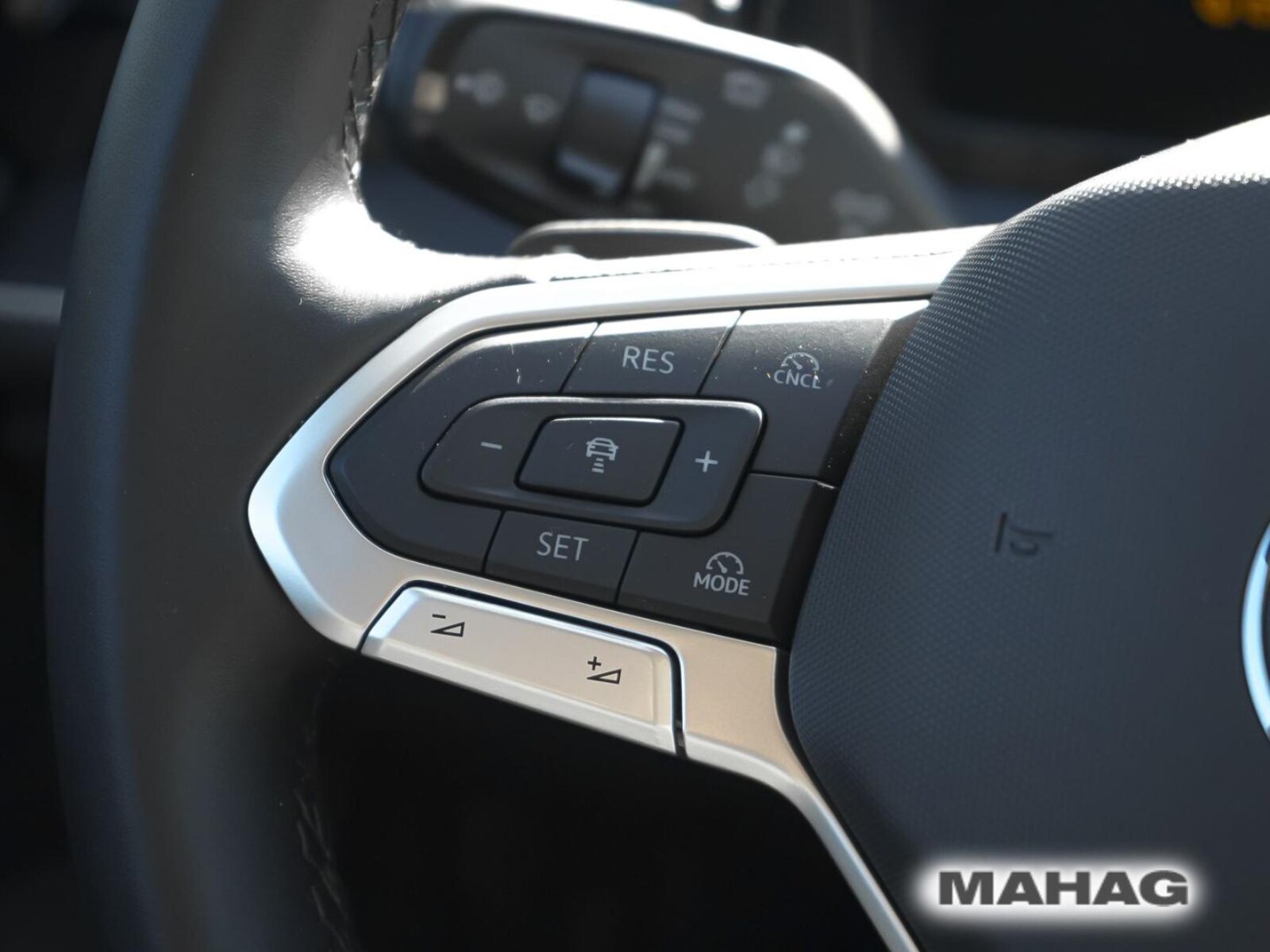 Volkswagen Passat – Bild 23
