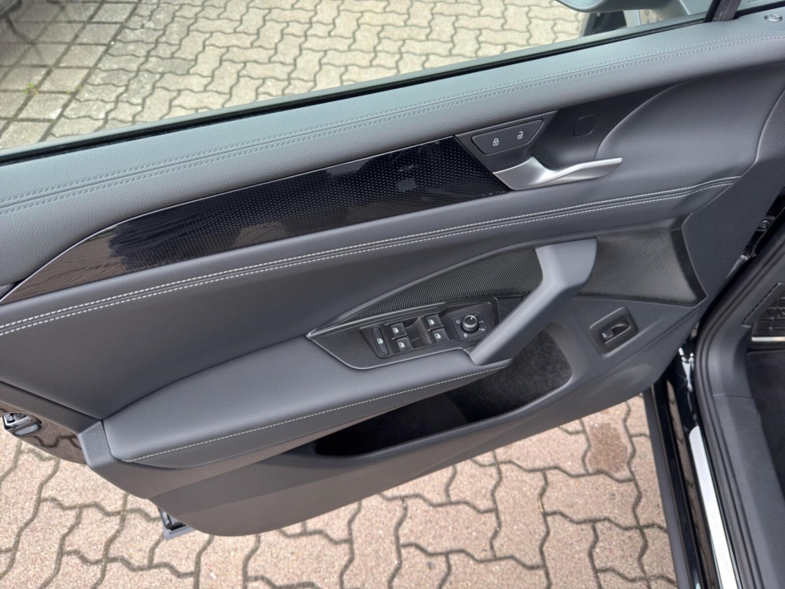 Volkswagen Tiguan – Bild 12