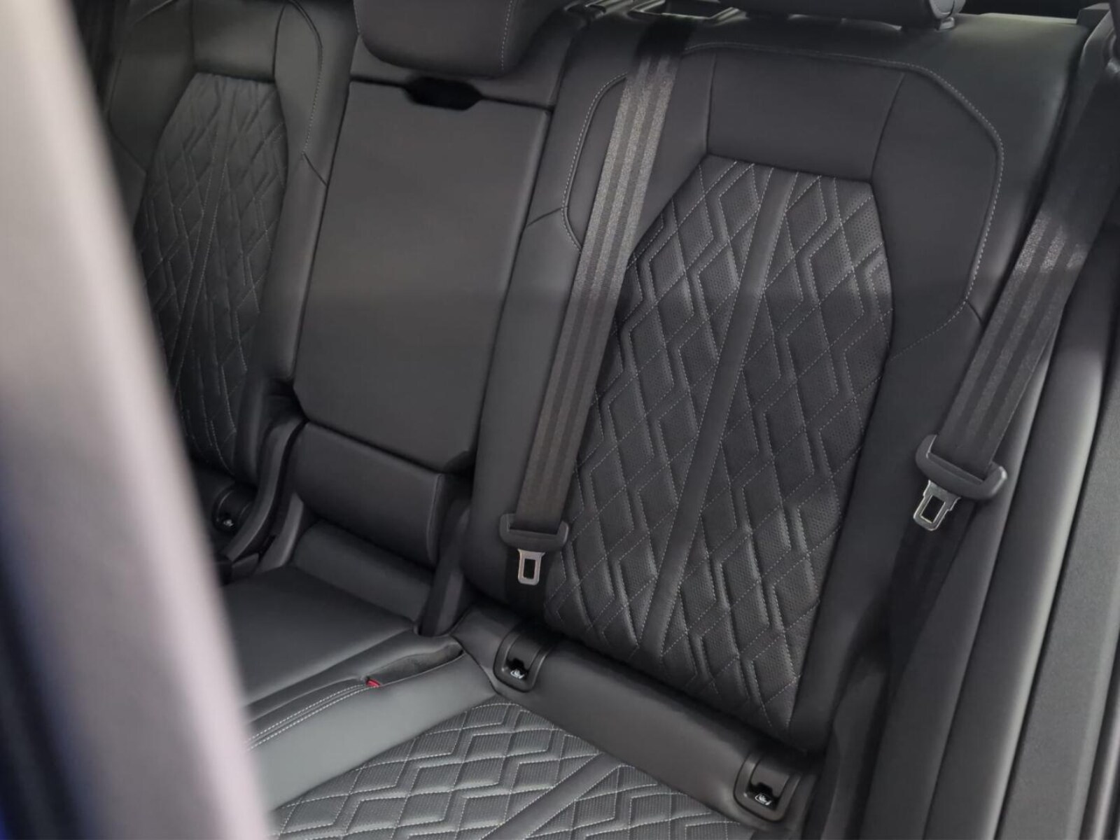 Audi SQ5 – Bild 13