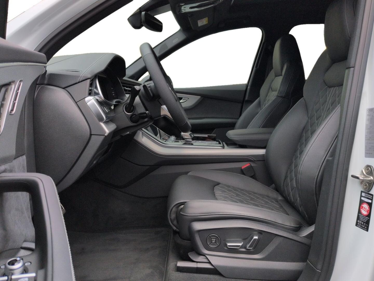 Bild über Audi Q7 SUV S line 50 TDI quattro tiptronic - für weitere Informationen kontaktieren Sie den Audi Partner