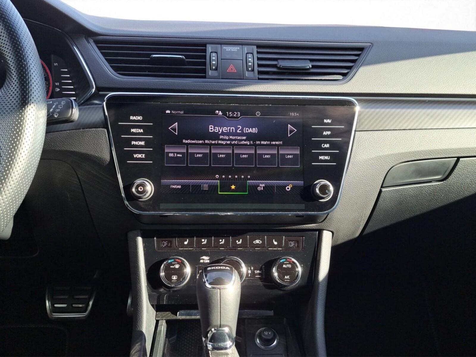 Škoda Superb Combi – Bild 6
