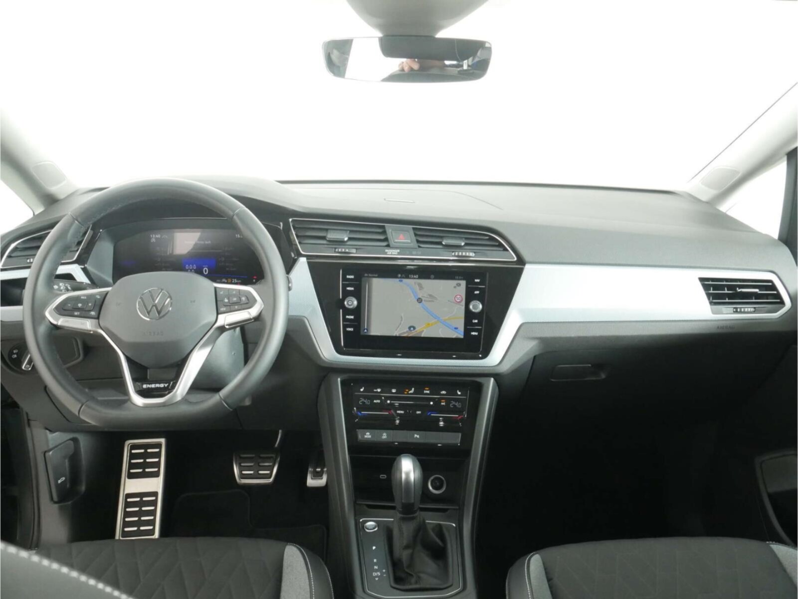 Volkswagen Touran – Bild 11