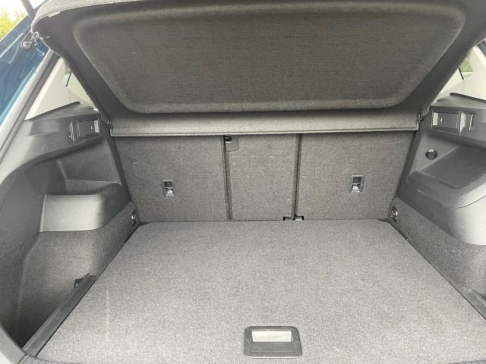 Volkswagen Tiguan – Bild 17
