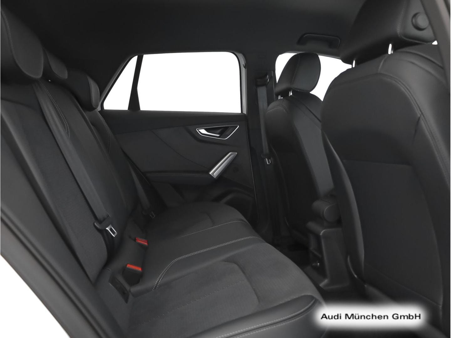 Bild über Audi Q2 S line 40 TFSI quattro S tronic - für weitere Informationen kontaktieren Sie den Audi Partner