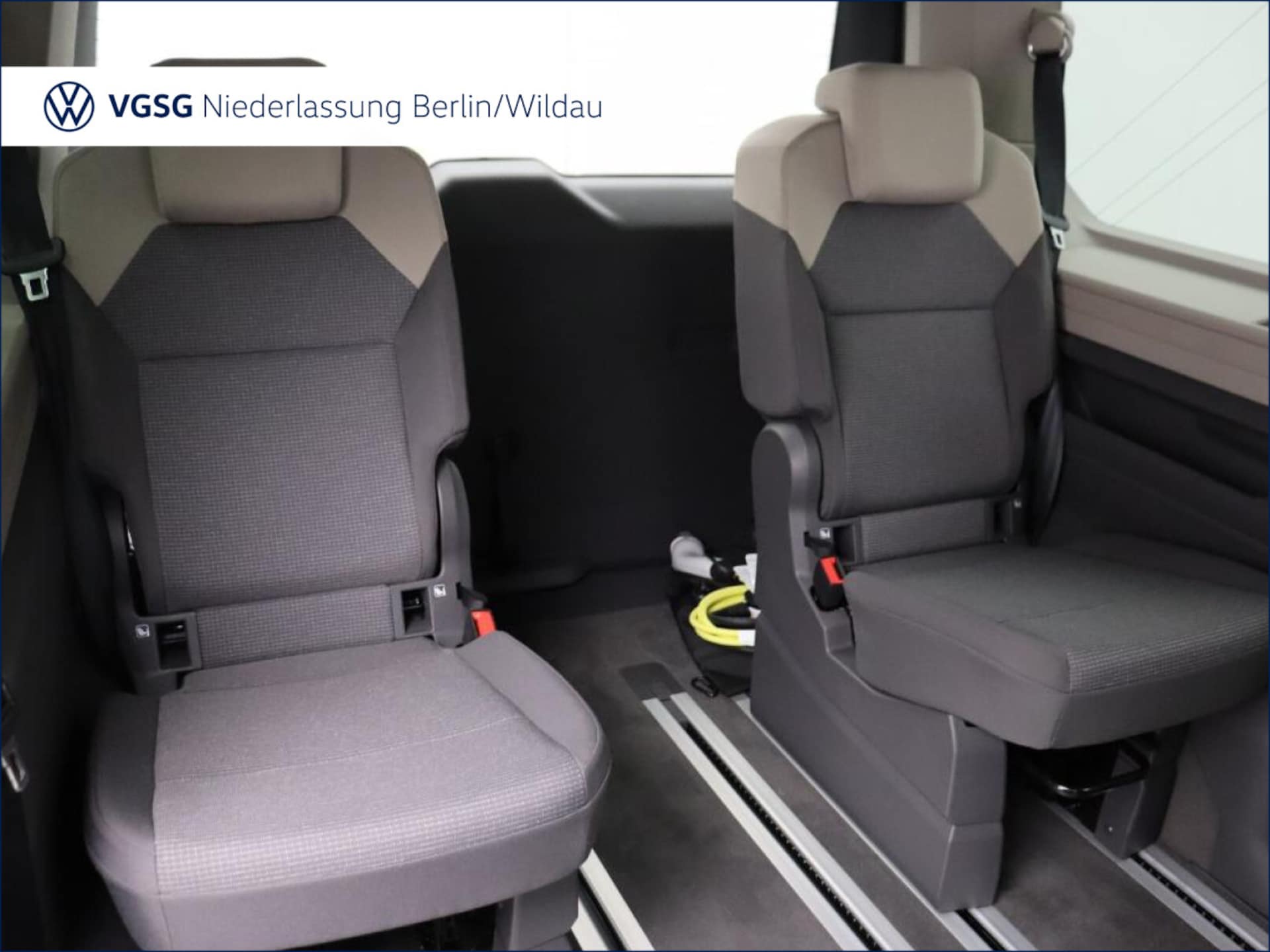 Volkswagen Multivan Basis-Modell