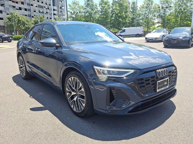 2024 Audi Q8 Sportback e-tron