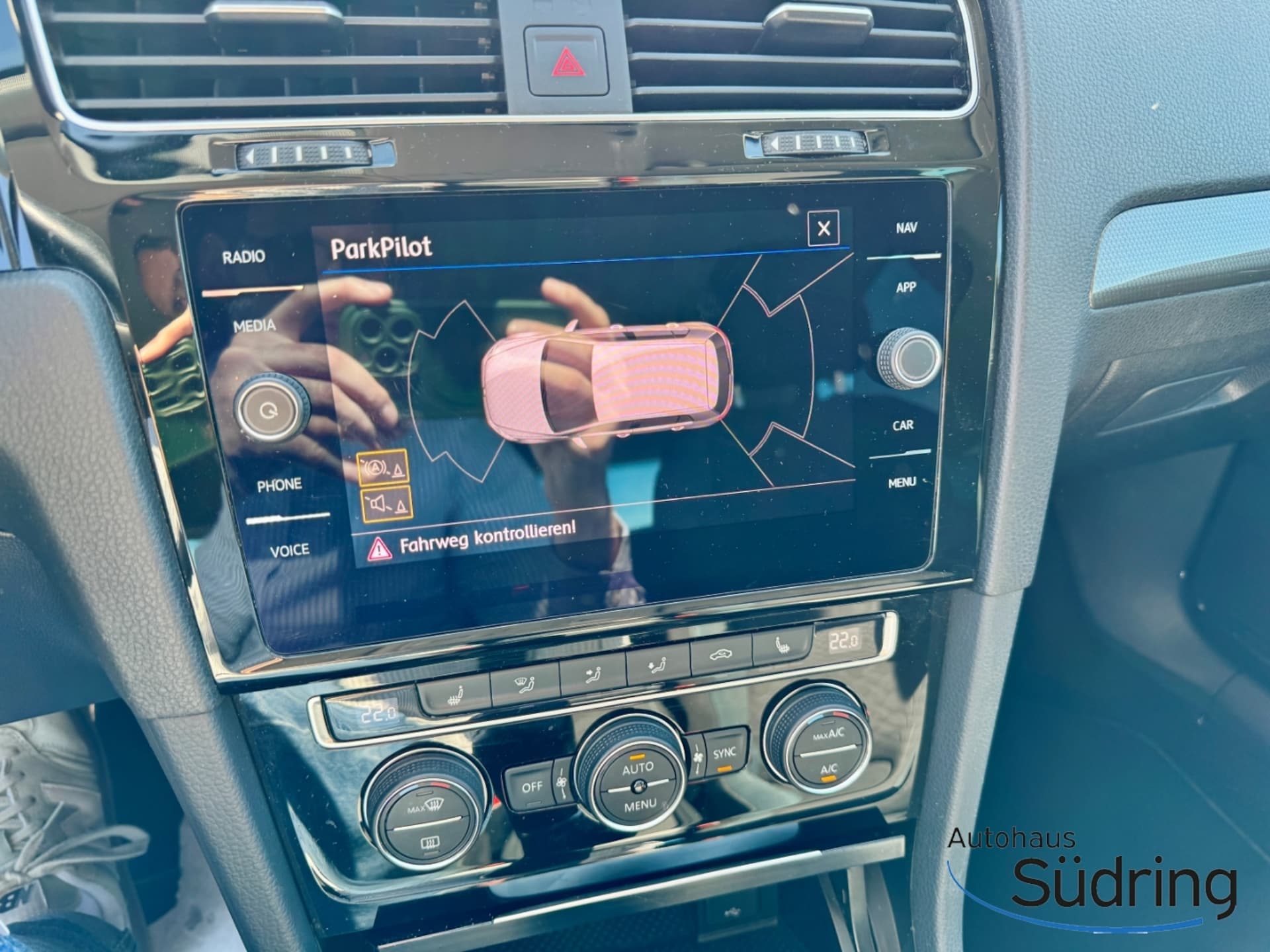 Volkswagen Golf IQ.DRIVE