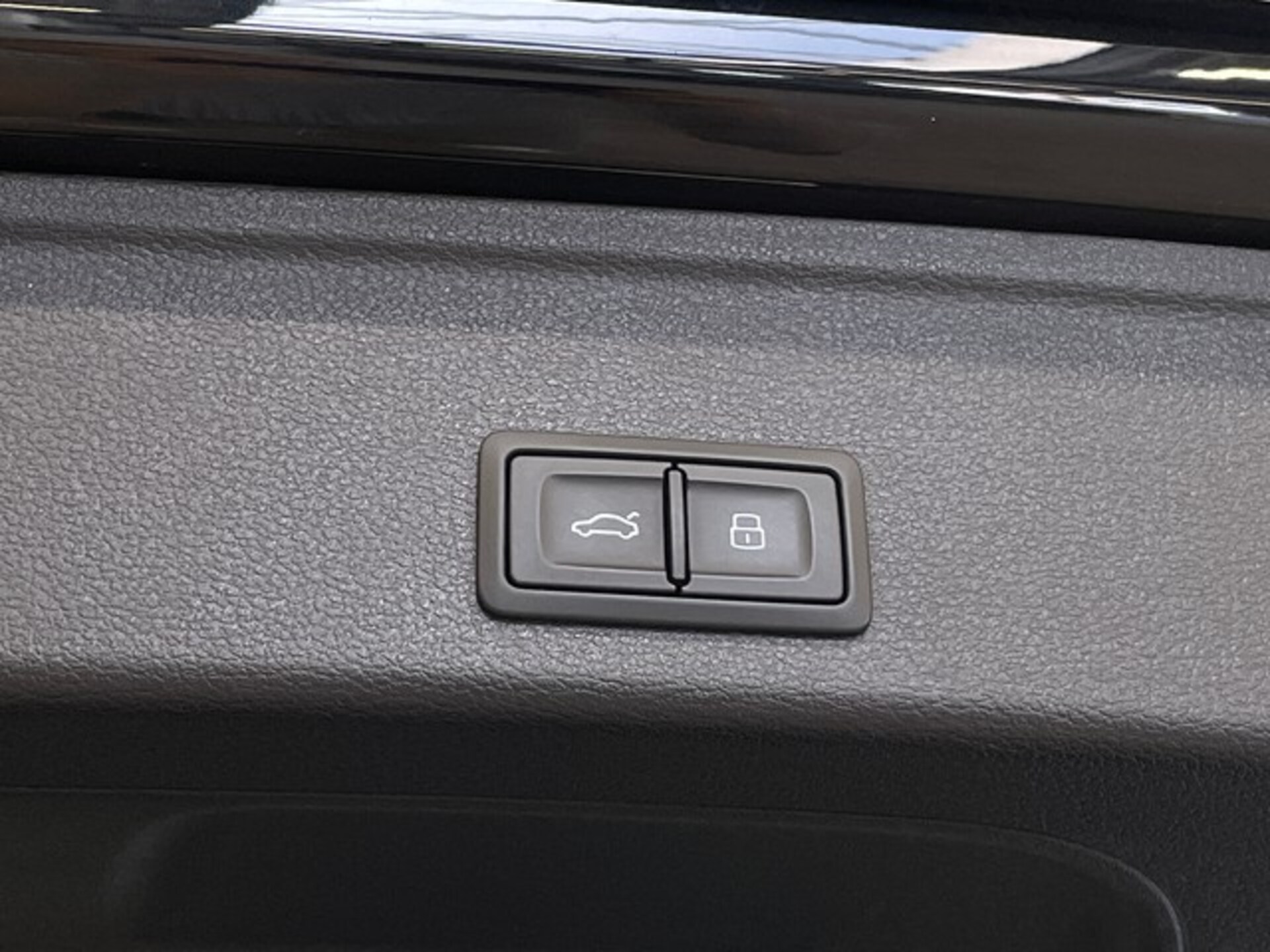 Audi A4 Avant S line