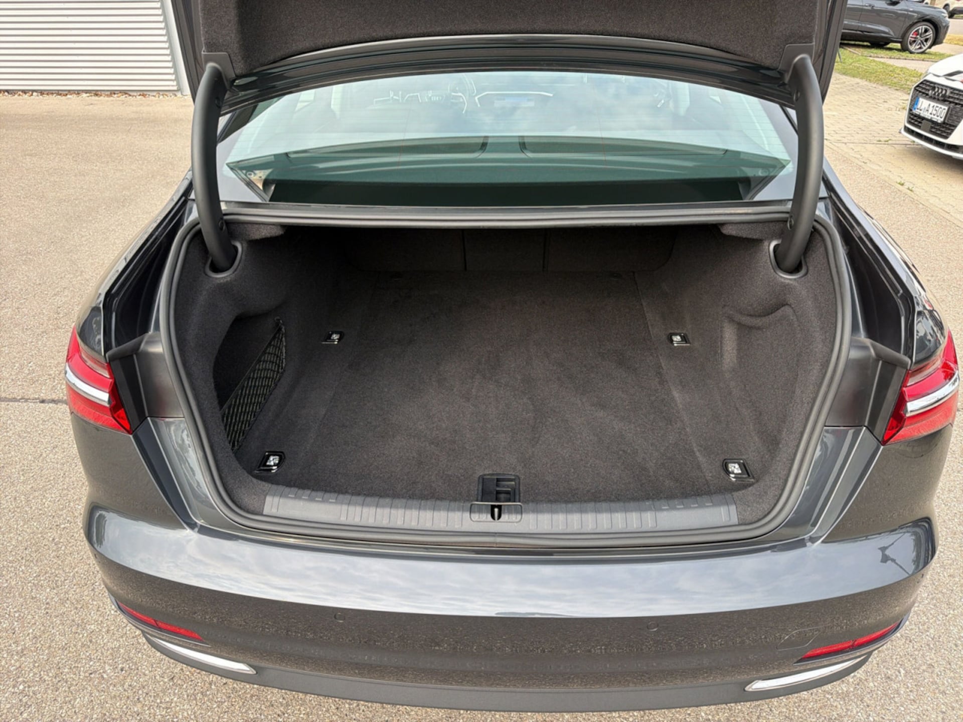 Audi A6 Limousine
