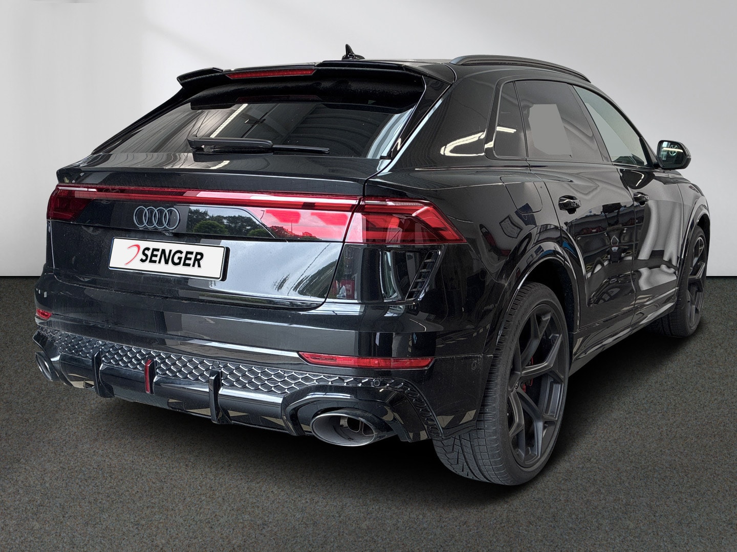Bild über Audi RS Q8 SUV TFSI quattro 471 kW tiptronic - für weitere Informationen kontaktieren Sie den Audi Partner