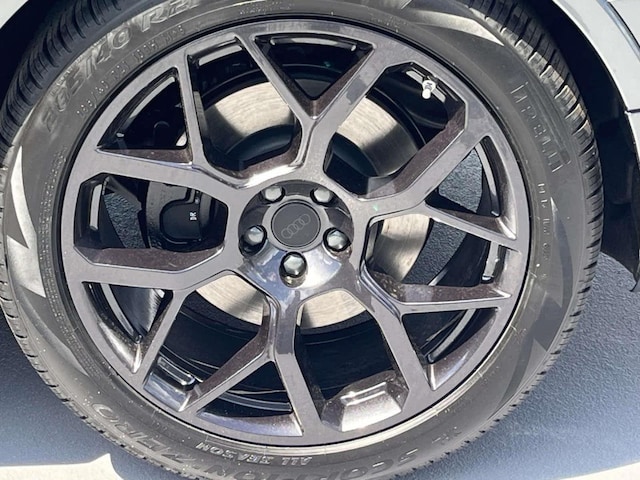 2026 Audi SQ7 Premium Plus - Photo 15