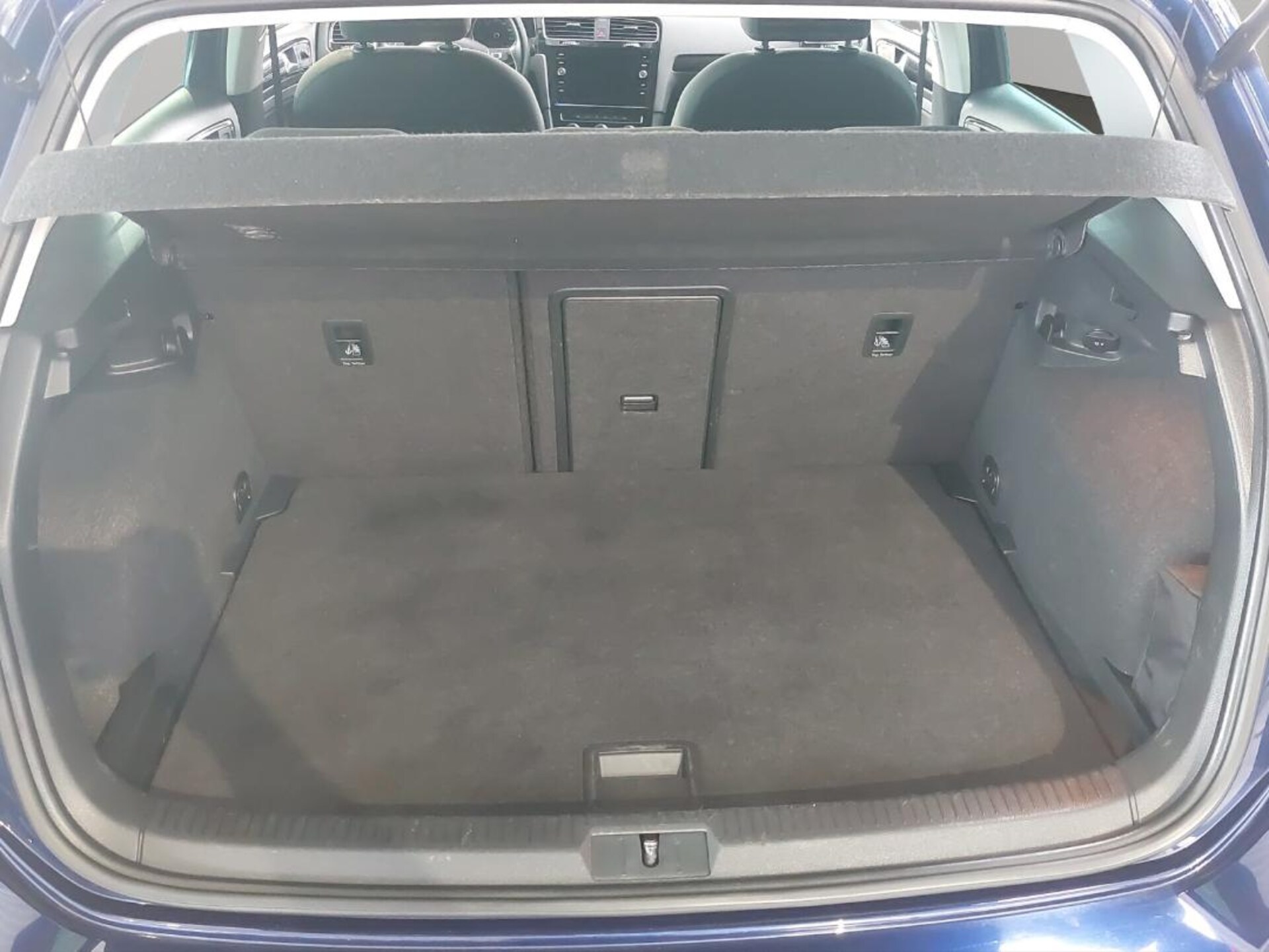 Volkswagen Golf SOUND