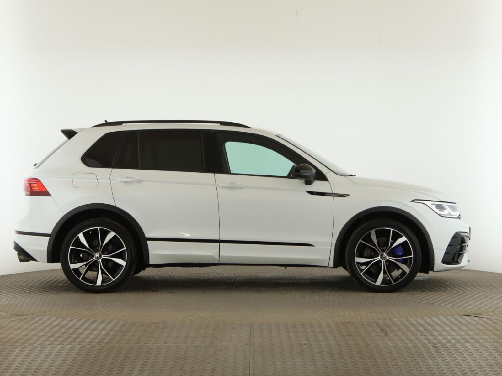 Volkswagen Tiguan – Bild 8