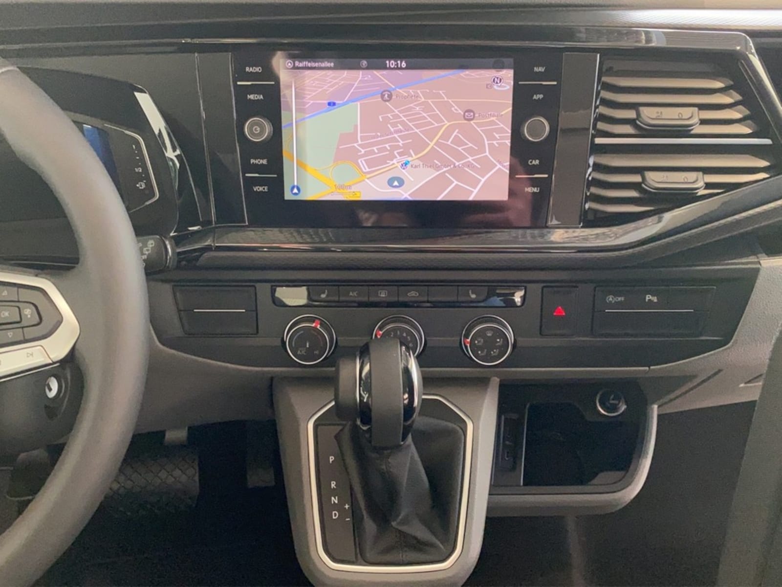 Volkswagen T6.1 Transporter Kasten kurzer Radstand – Bild 11