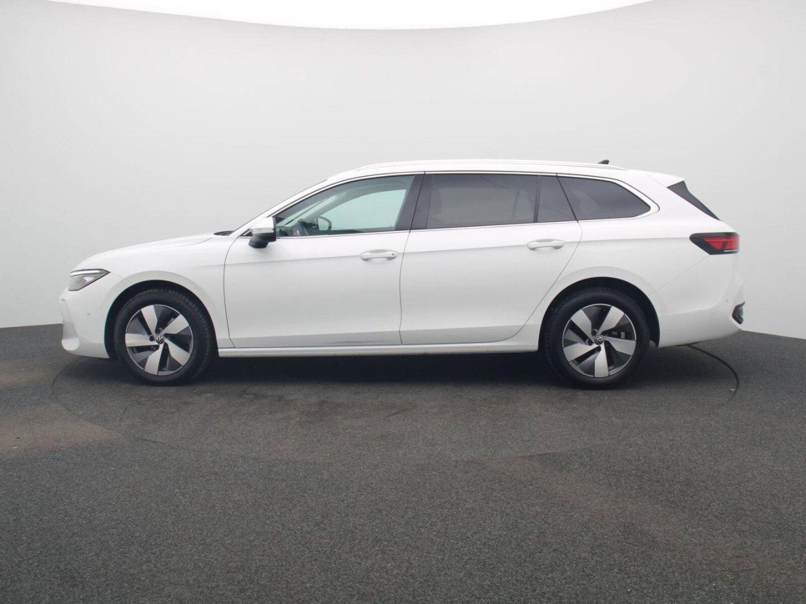 Volkswagen Passat – Bild 4