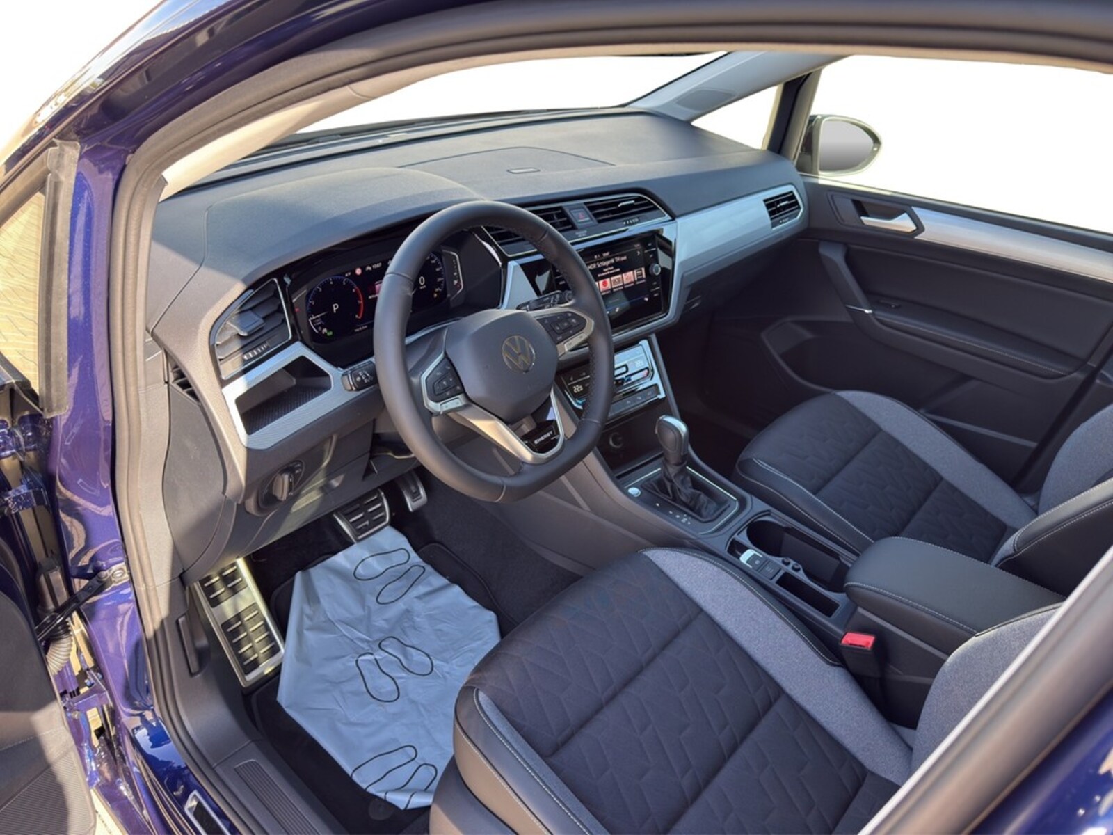 Volkswagen Touran – Bild 11