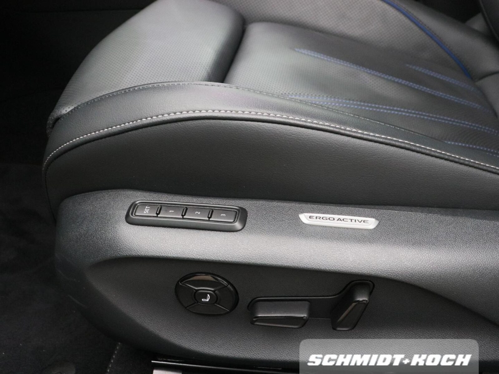 Volkswagen Passat – Bild 11