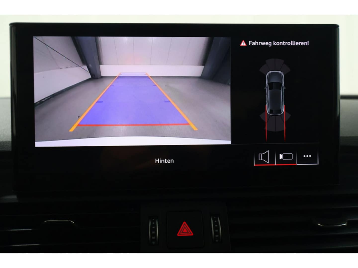 Bild über Audi Q5 Sportback 40 TDI quattro S tronic - für weitere Informationen kontaktieren Sie den Audi Partner