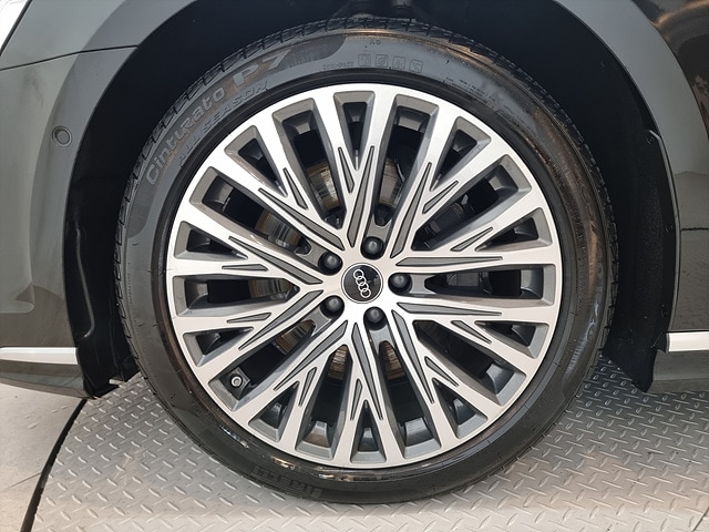 Audi A8 55 TFSI quattro Premium 250 340 kW hp tiptronic 6